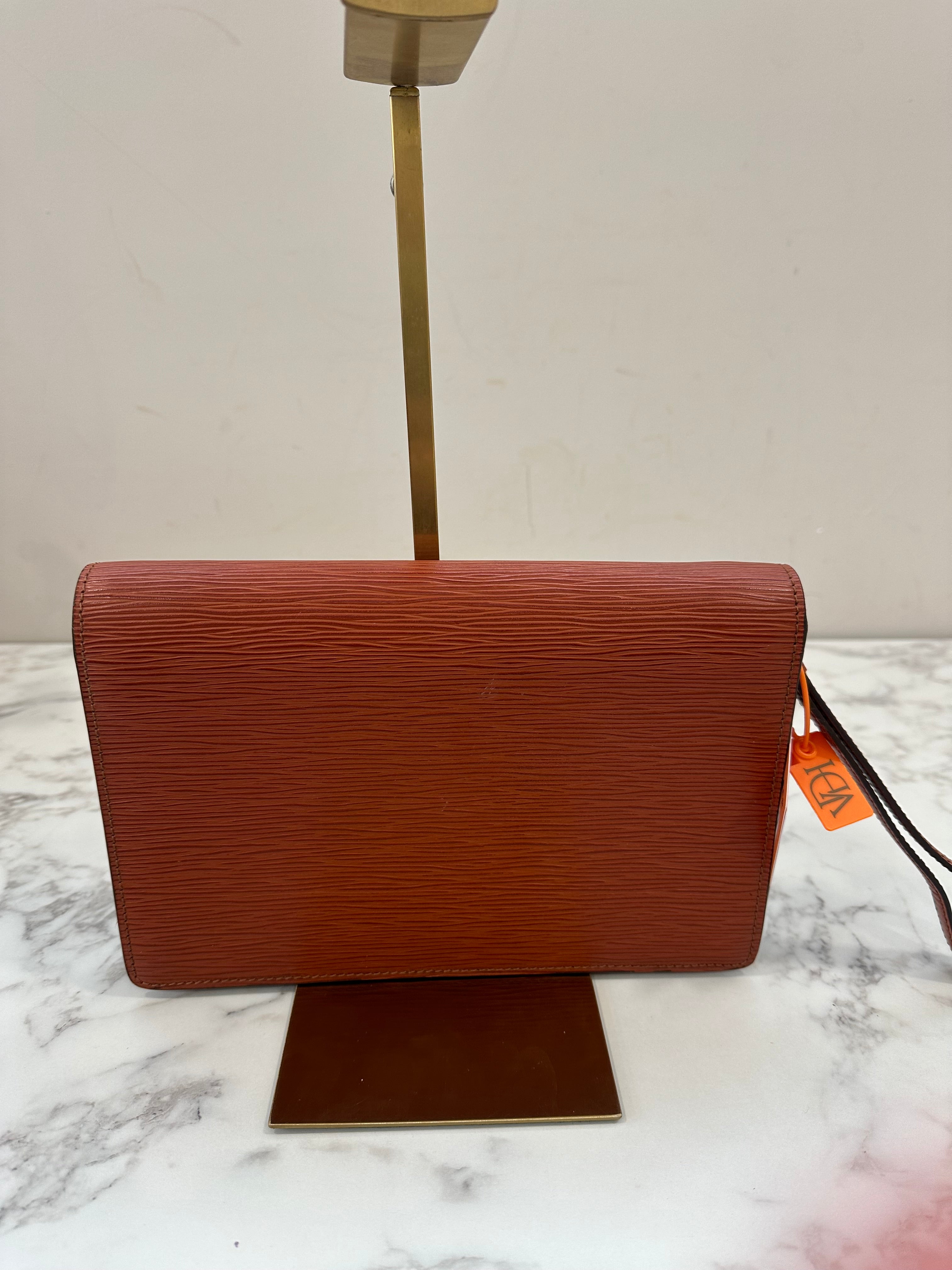 Louis Vuitton Brown Epi Pochette Sellier Dragonne