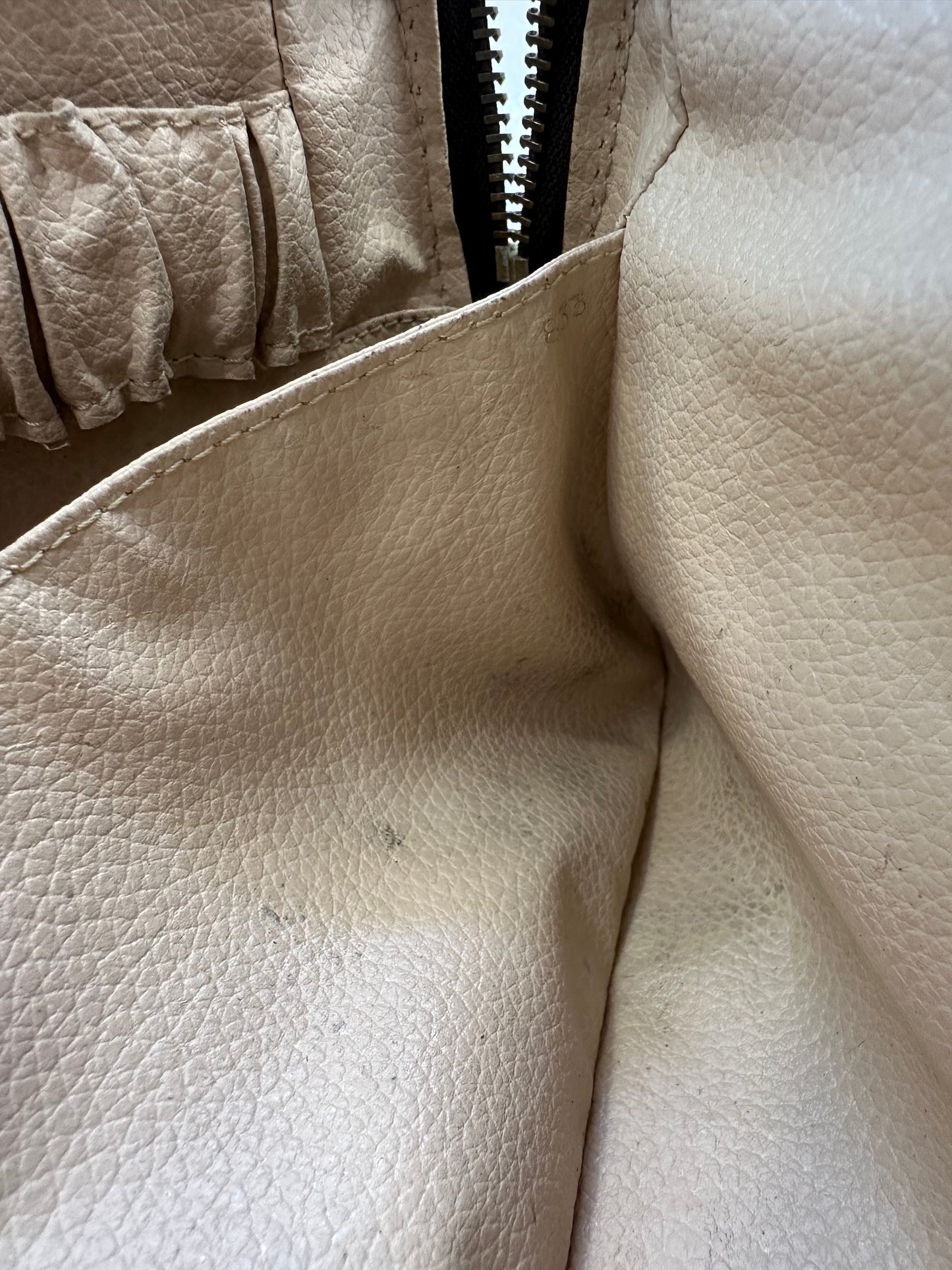 Louis Vuitton Trousse Toilette 28