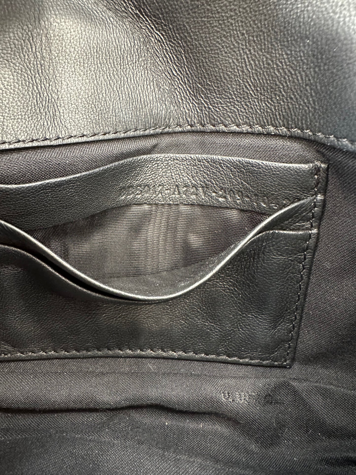 382666 - Fendi Baguette