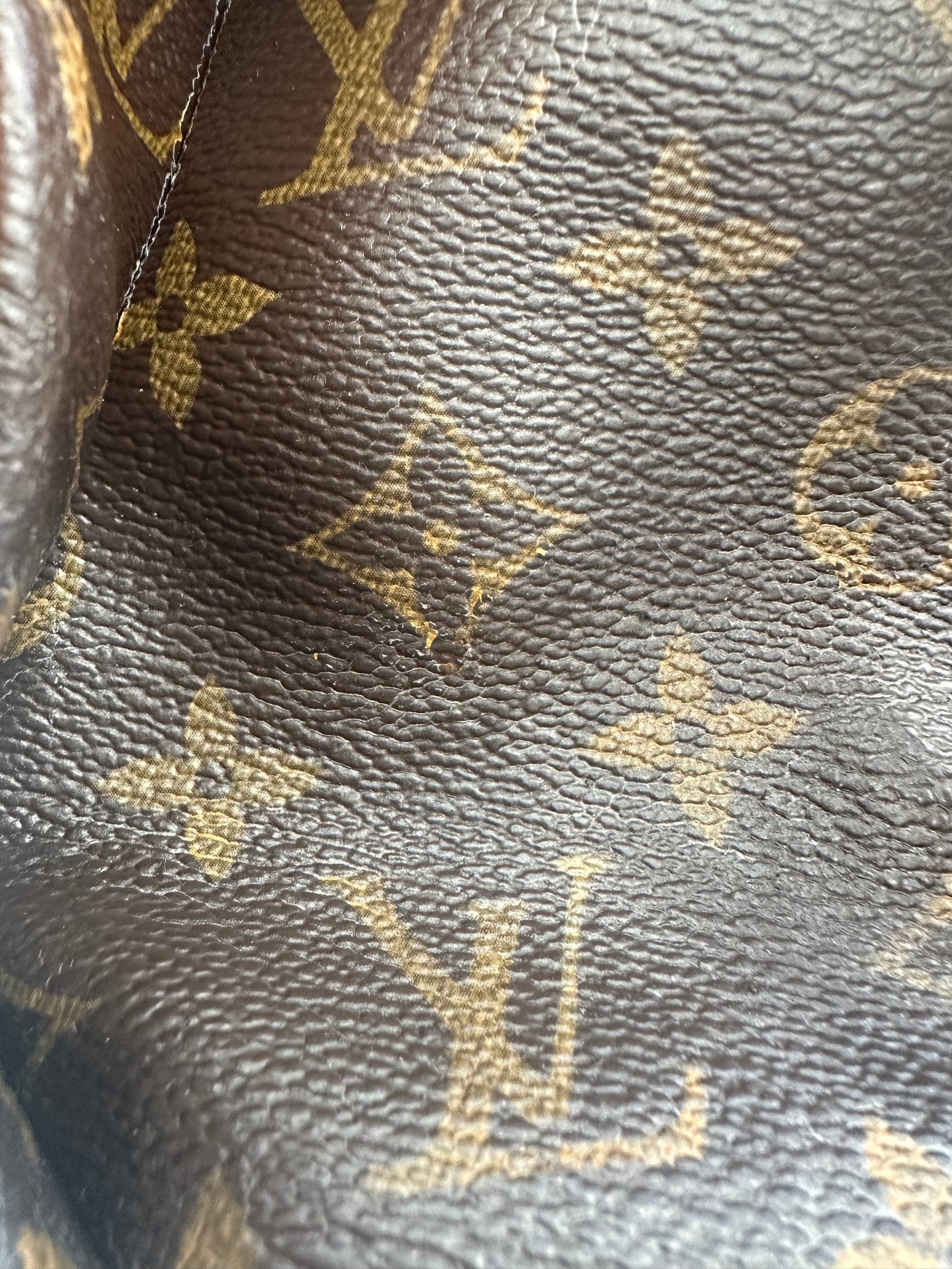 382655 - Louis Vuitton Pallas