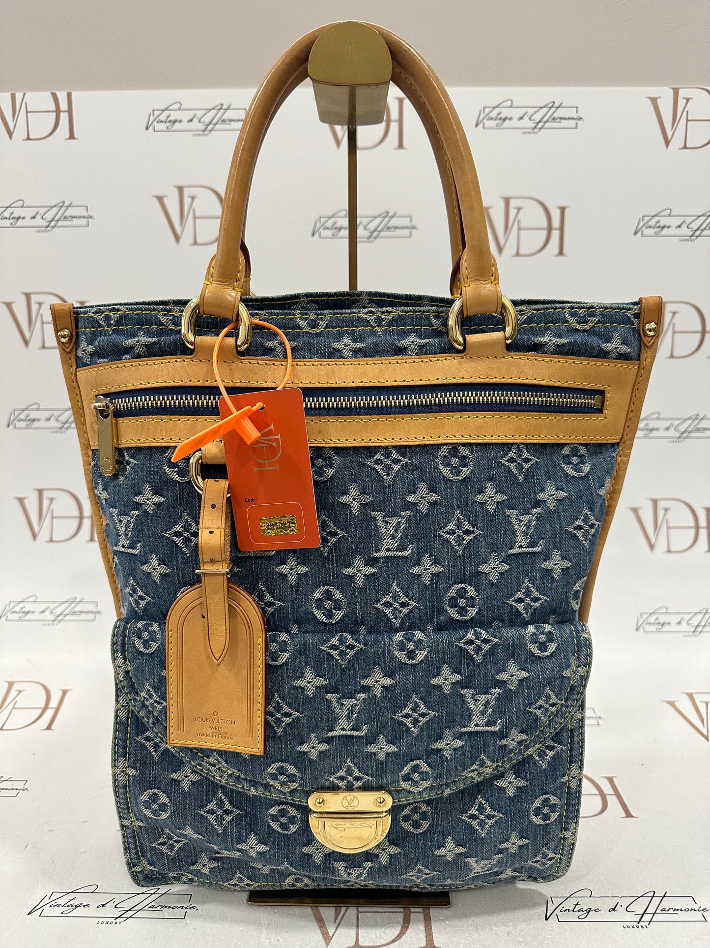 384021 - Louis Vuitton Sac Plat