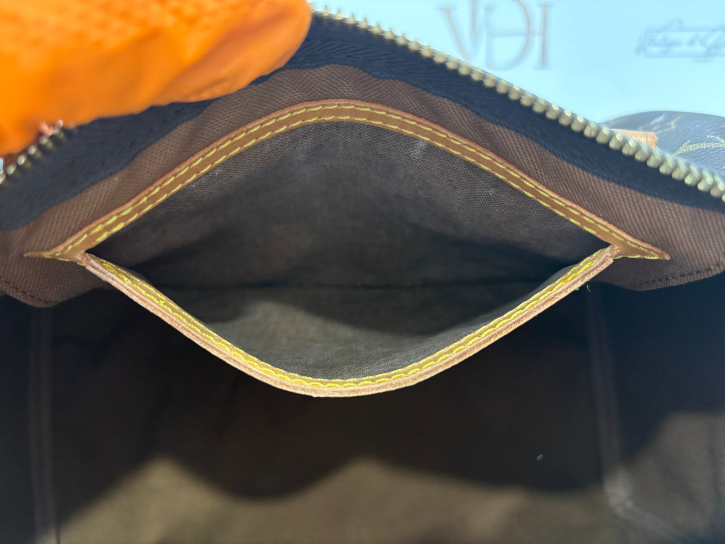 017646 - Louis Vuitton Speedy 30