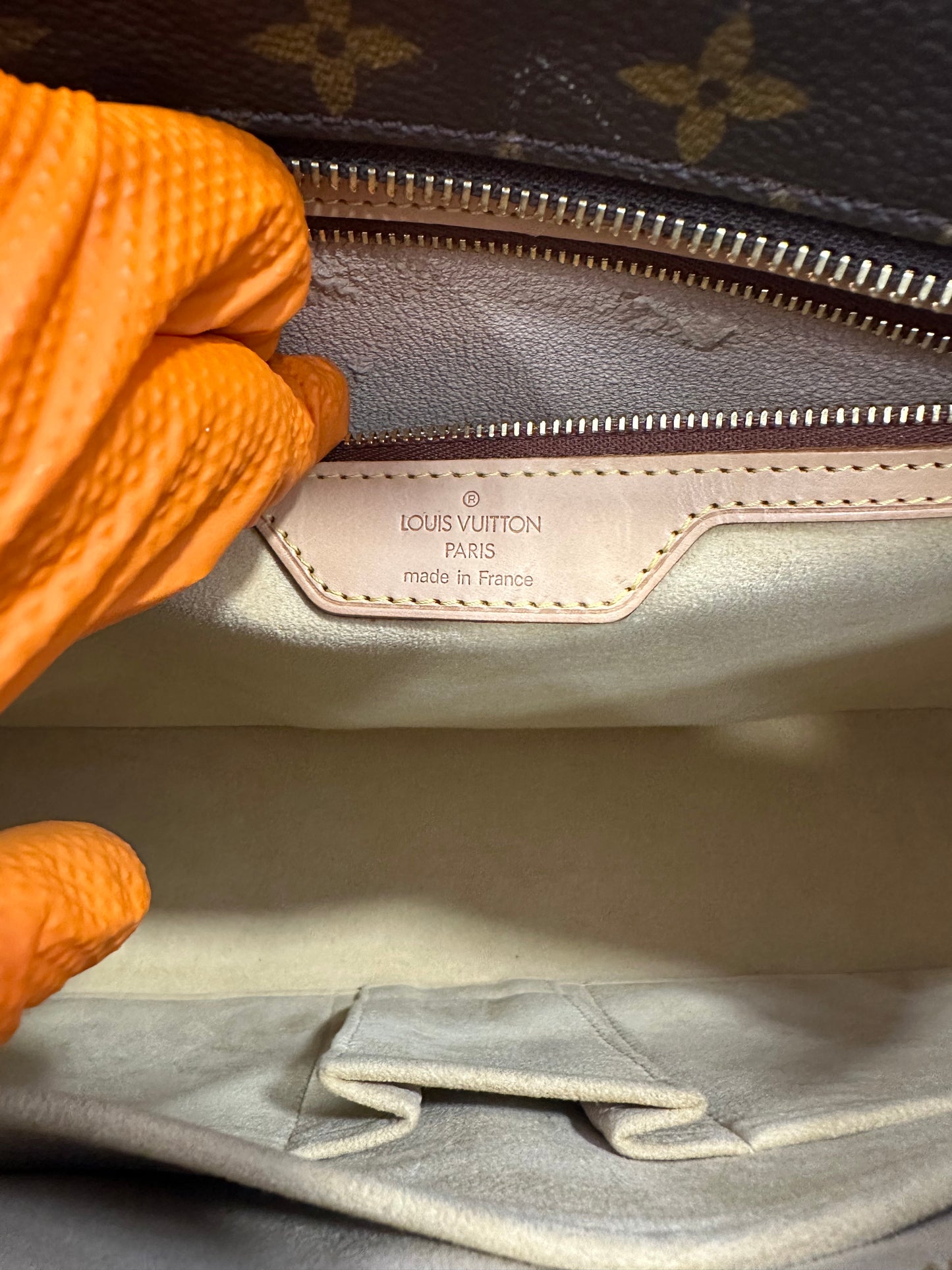 017892 - Louis Vuitton Luco