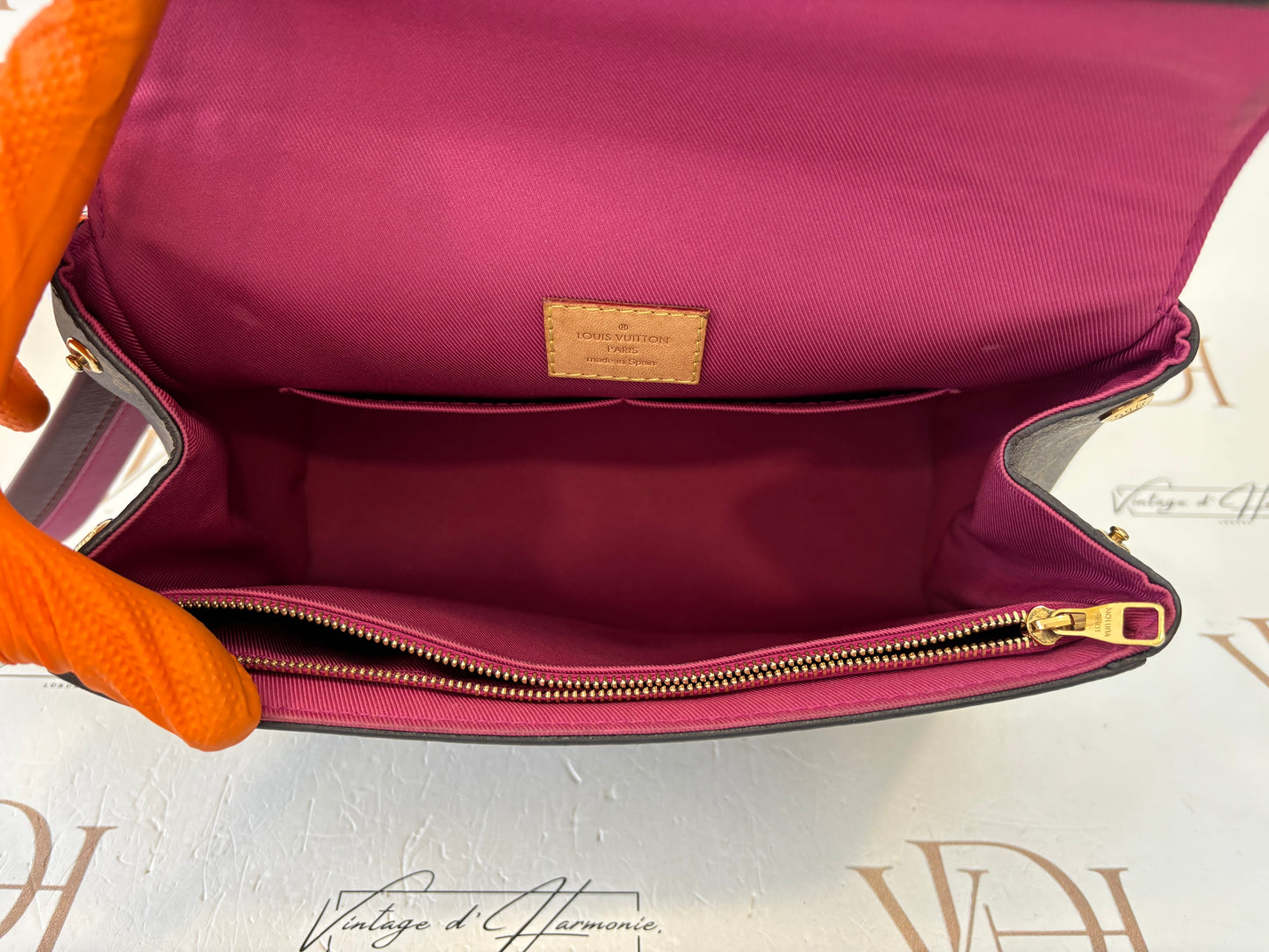 383776 - Louis Vuitton Cluny