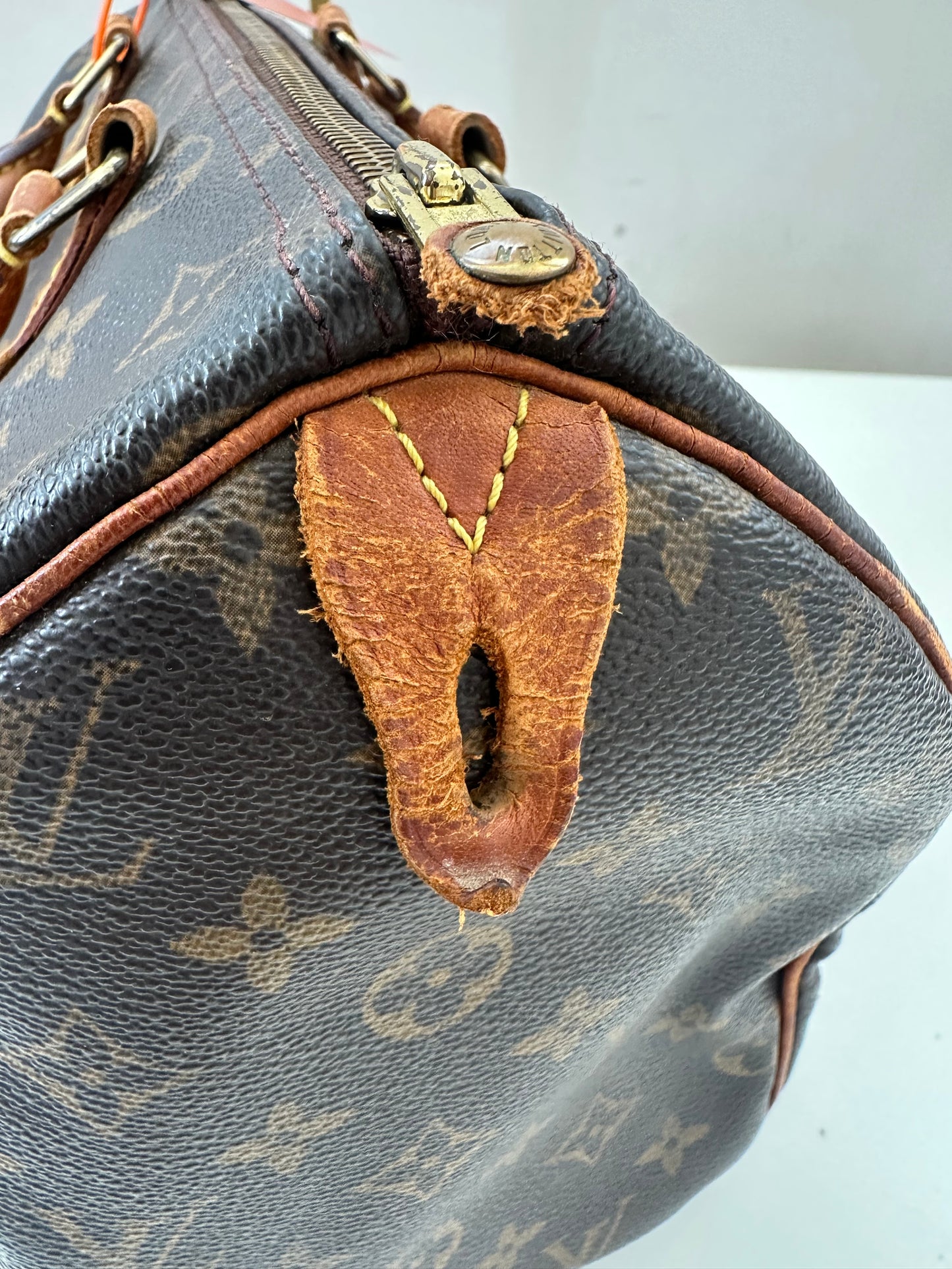 Louis Vuitton Speedy 30