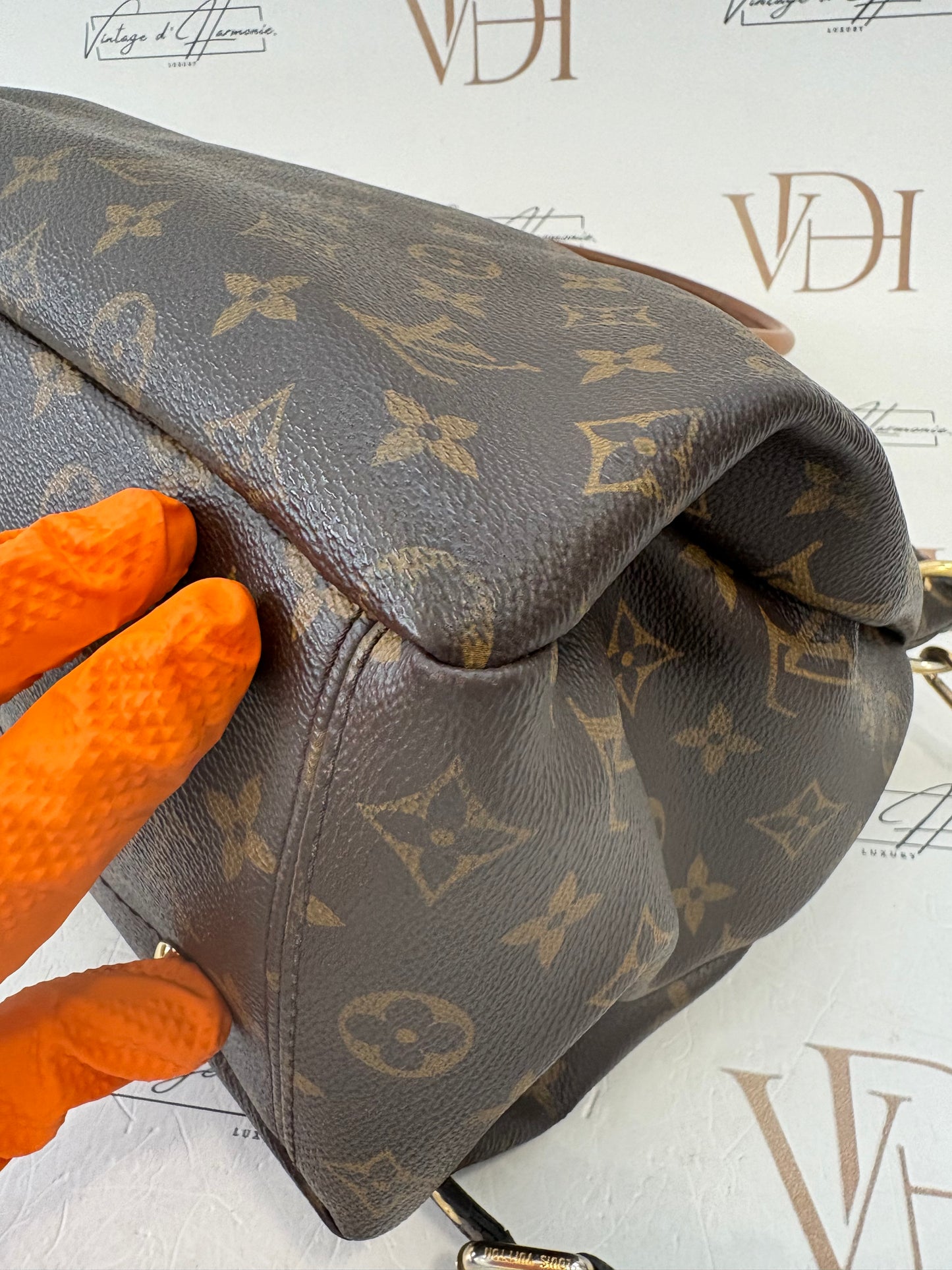 382944 - Louis Vuitton Pallas