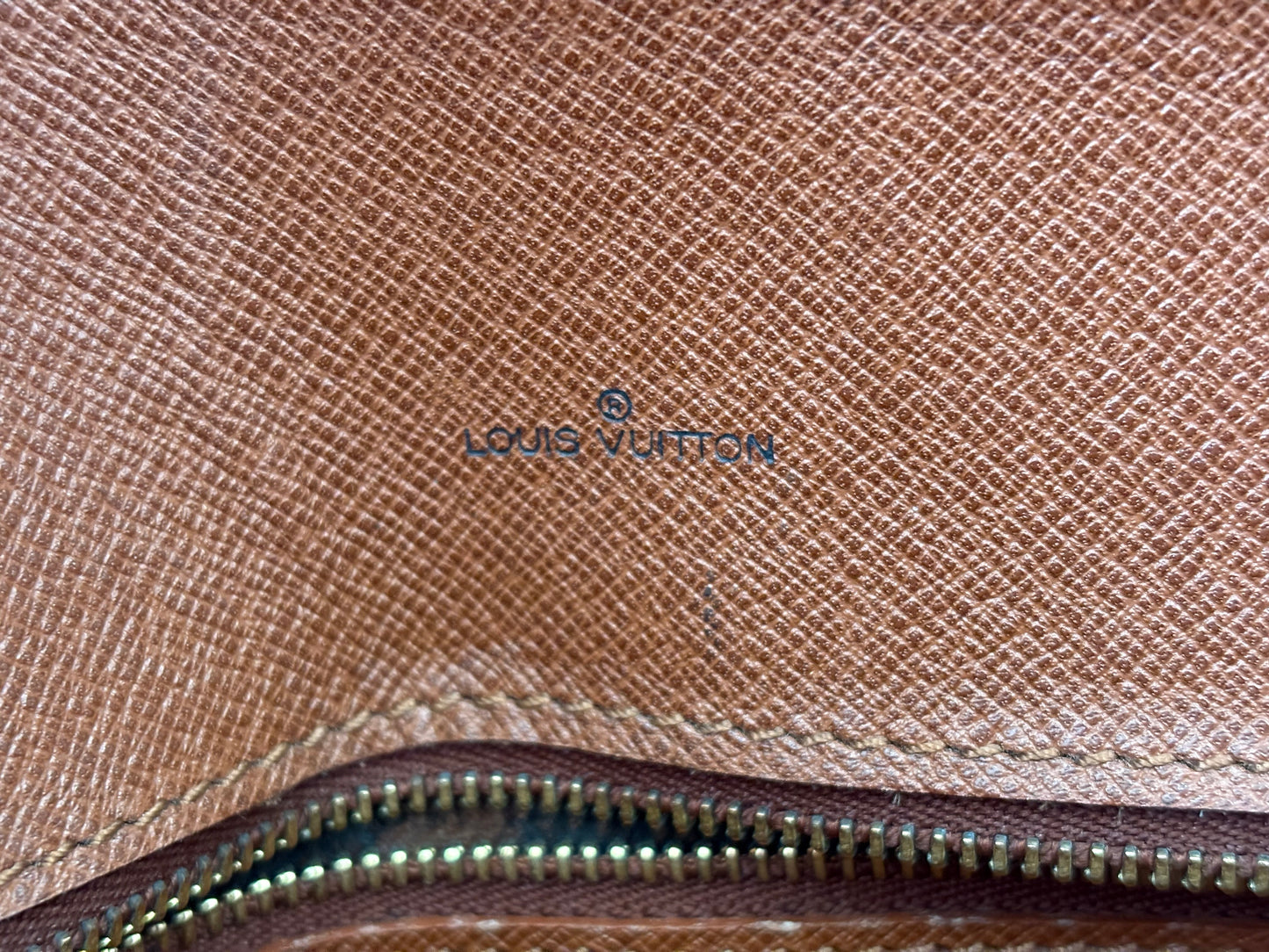 018956 - Louis Vuitton Chantilly GM