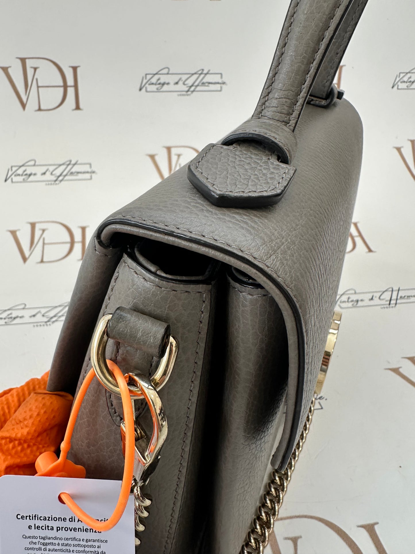 382730 - Gucci Interlocking