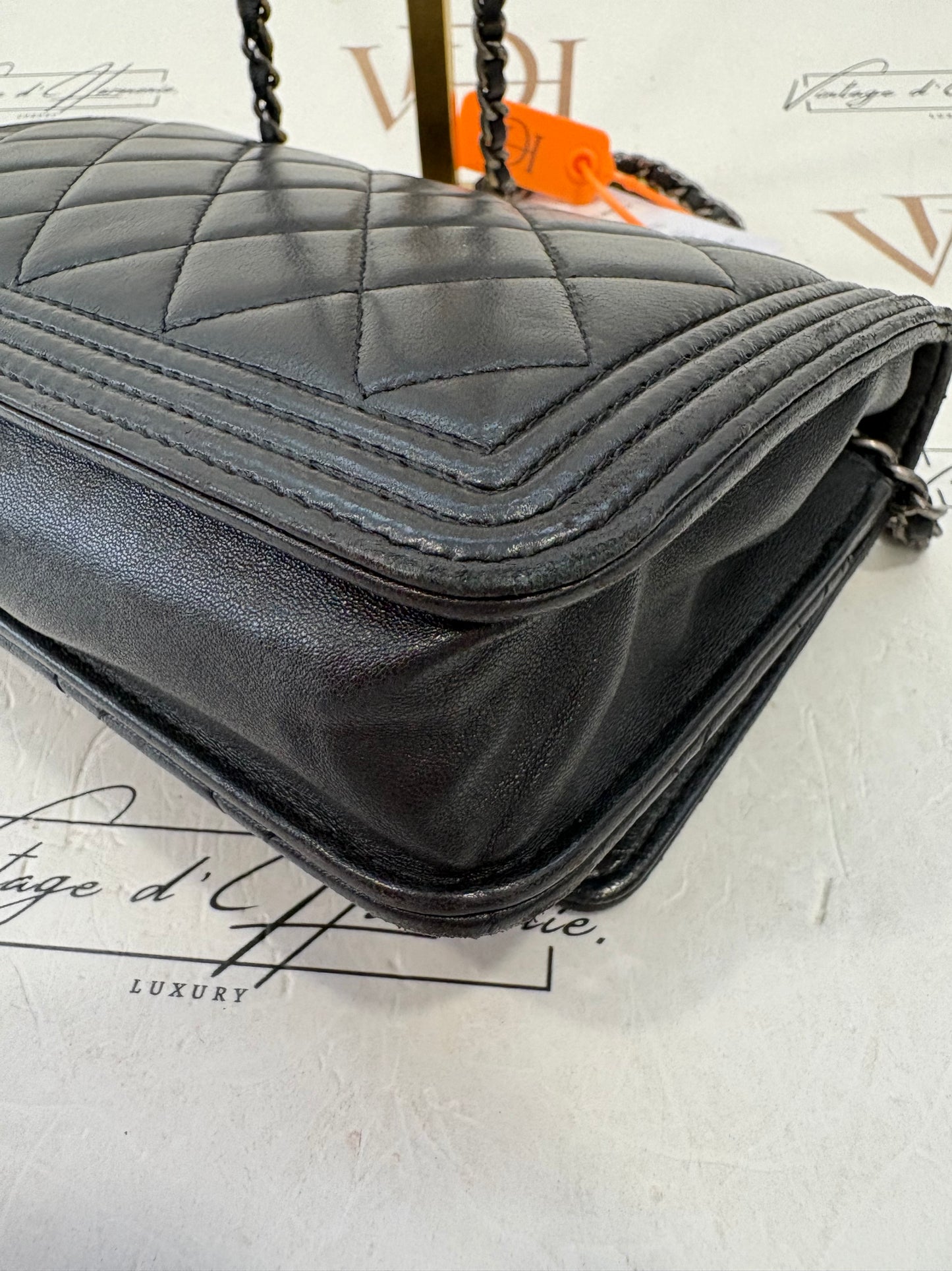 383065 - Chanel Boy Bag