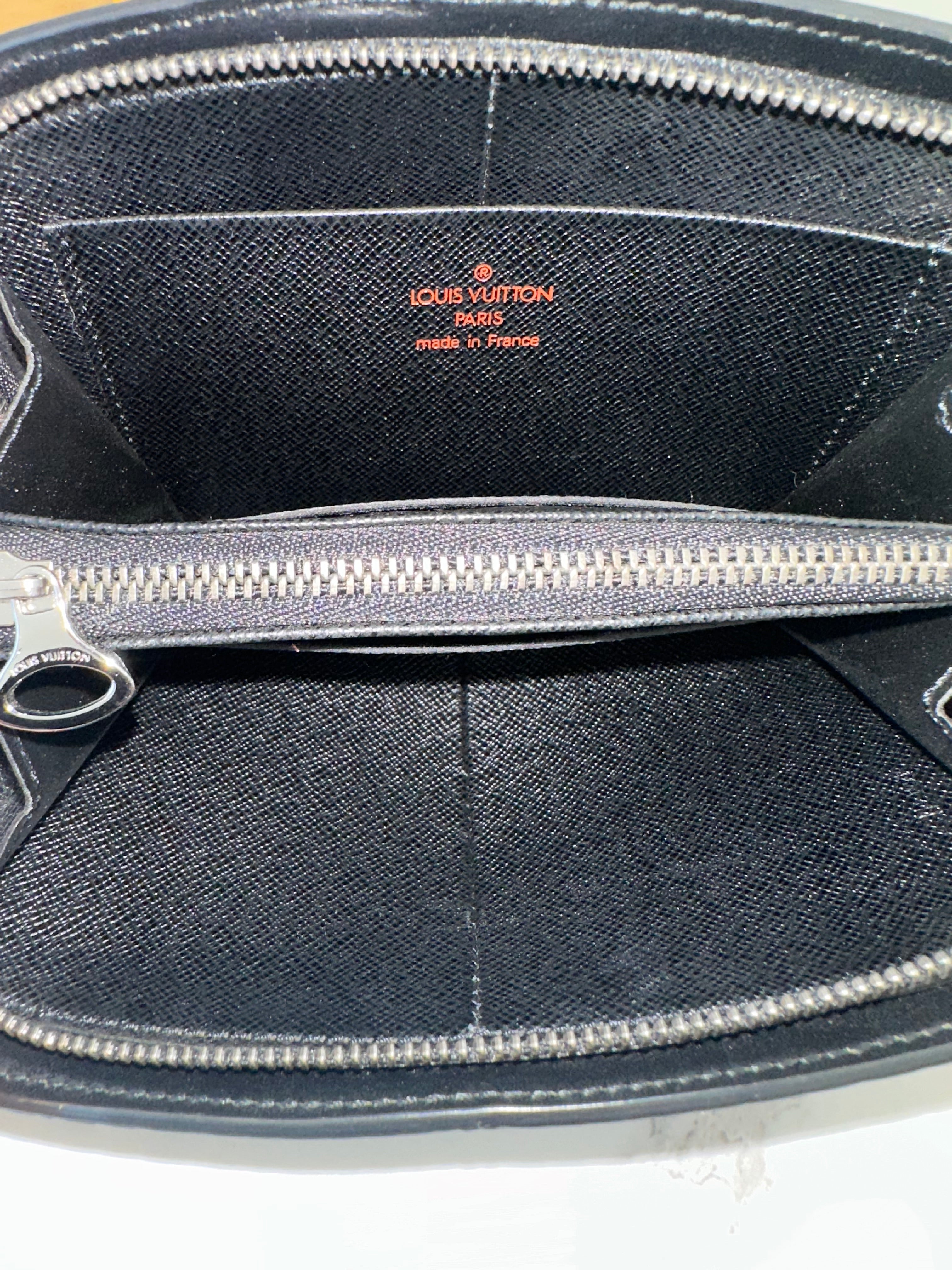 Louis Vuitton Monnaie Black Epi