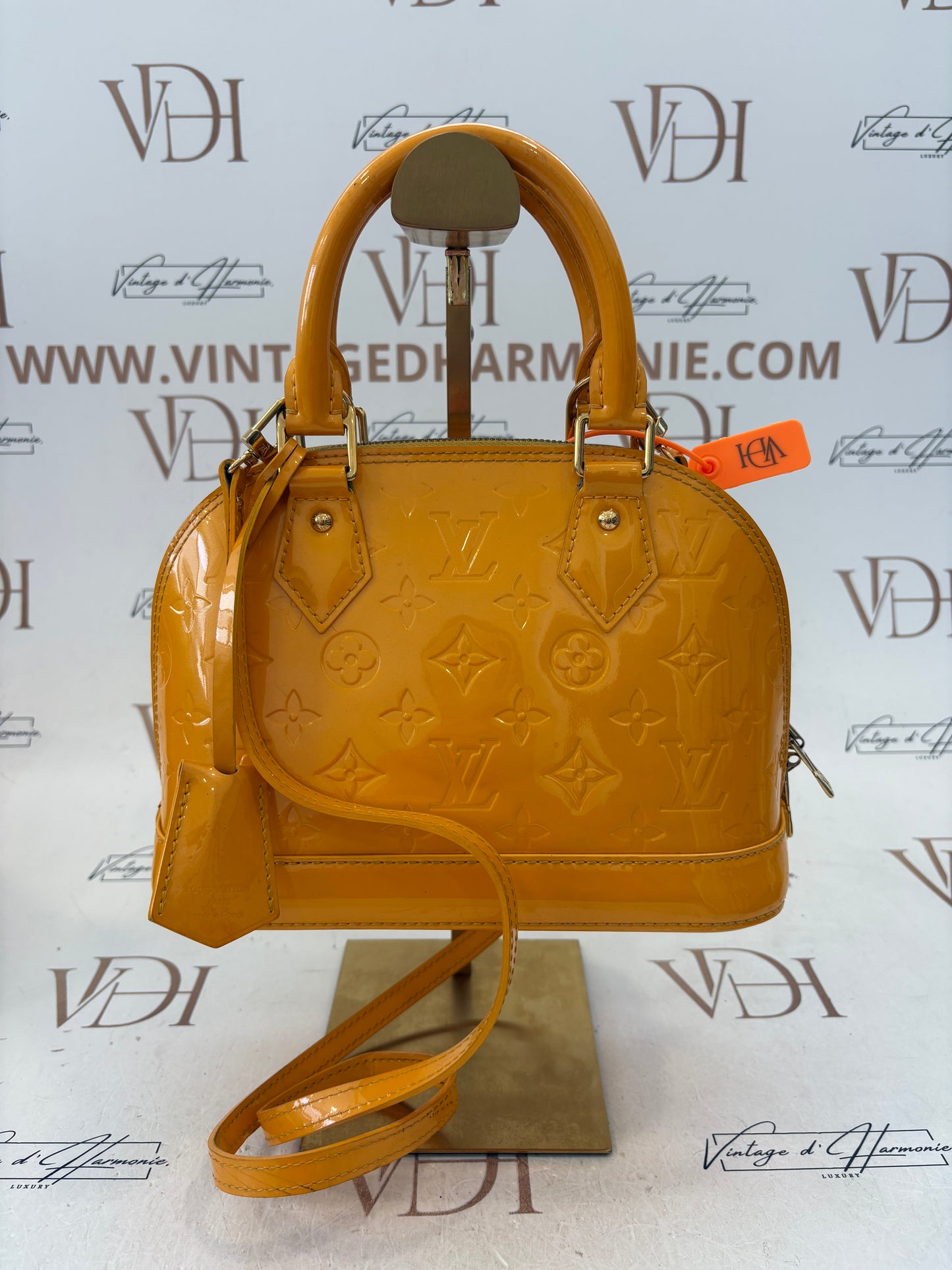 Louis Vuitton Alma BB