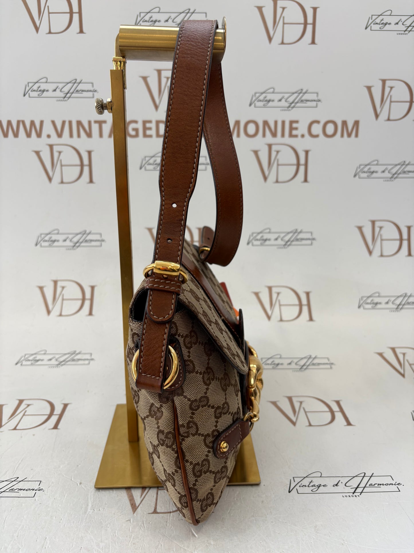 384285 - Gucci Shoulder Bag