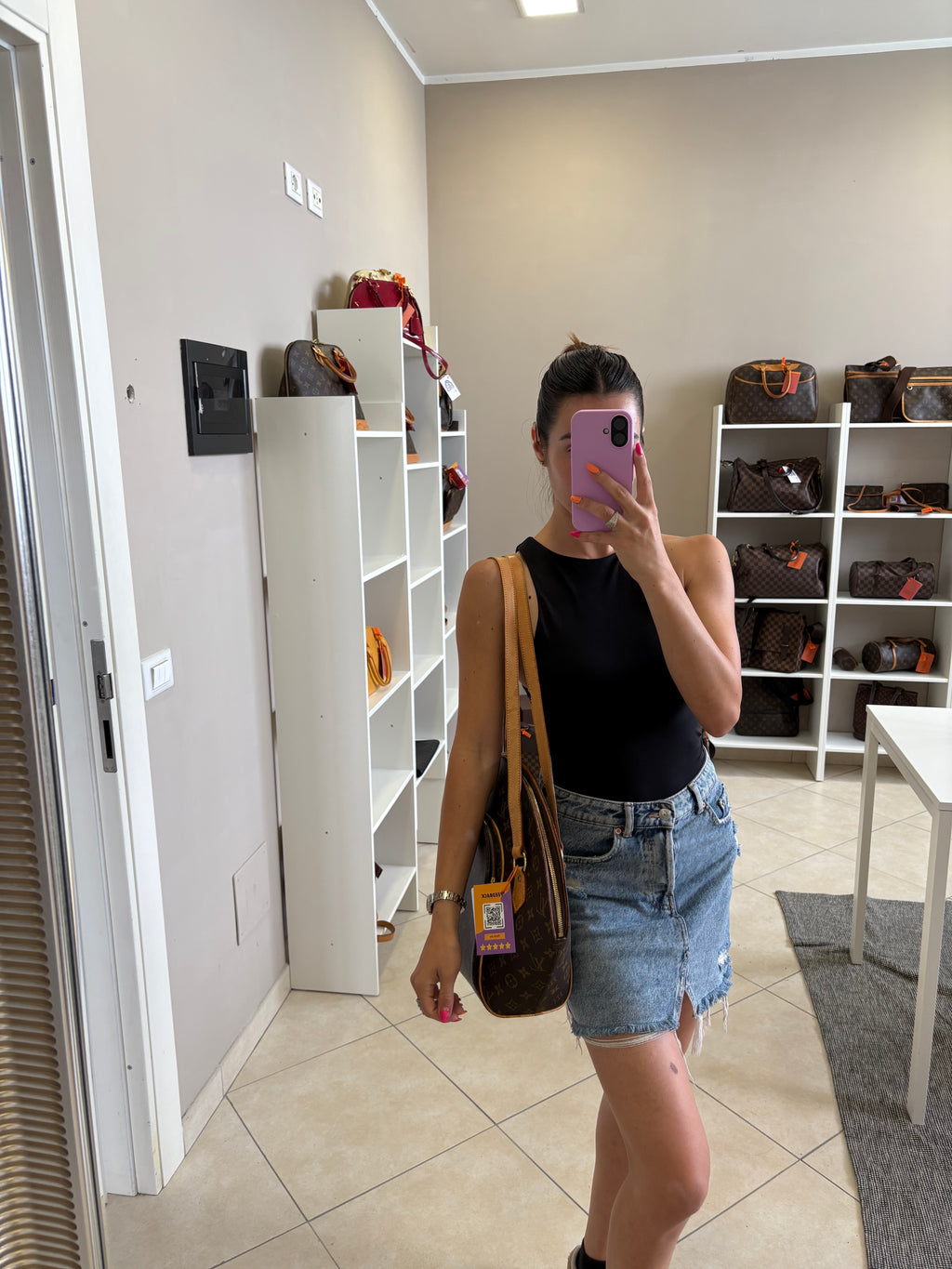 Louis Vuitton Ellipse Shopping