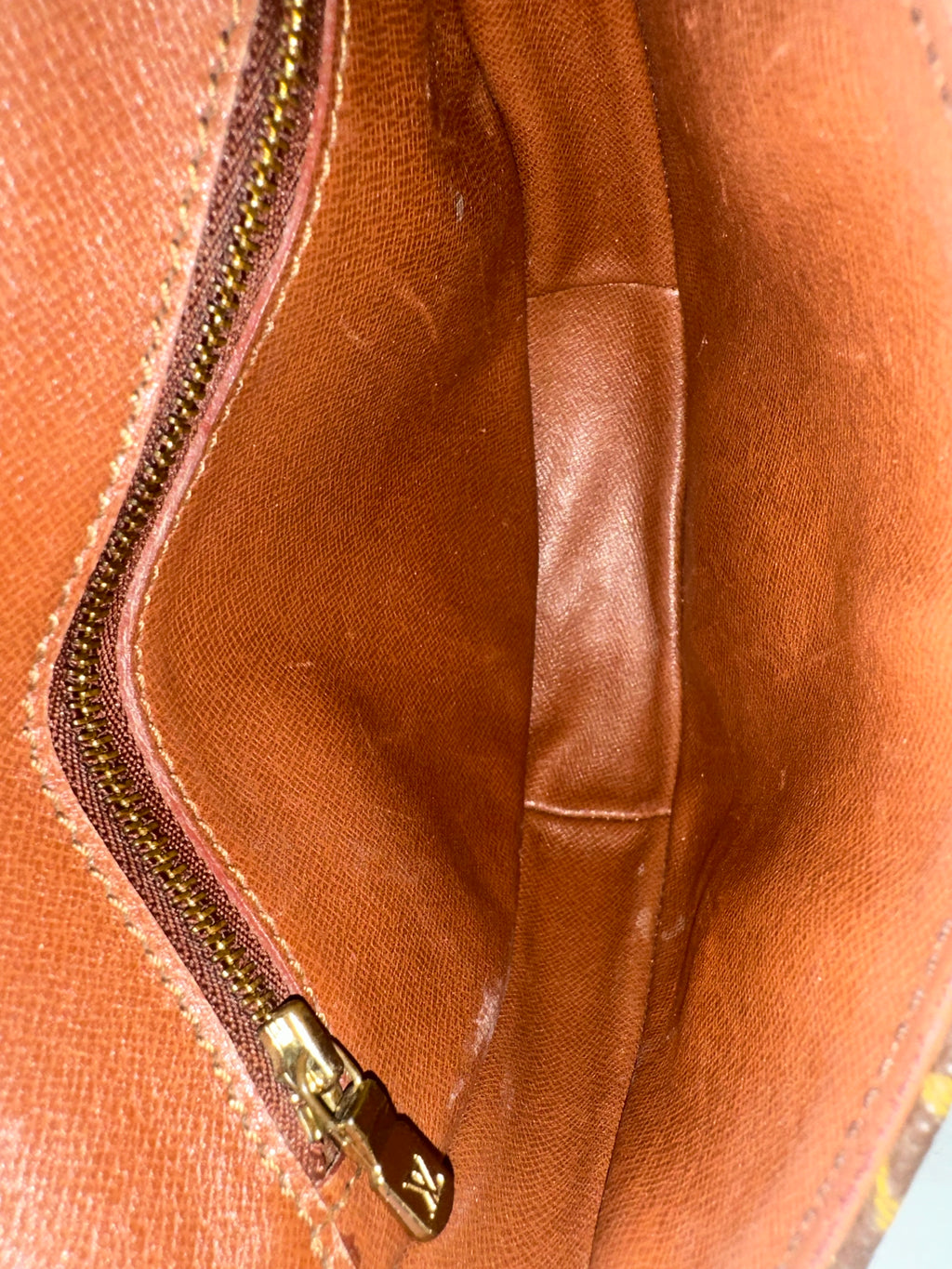 Louis Vuitton Chantilly PM