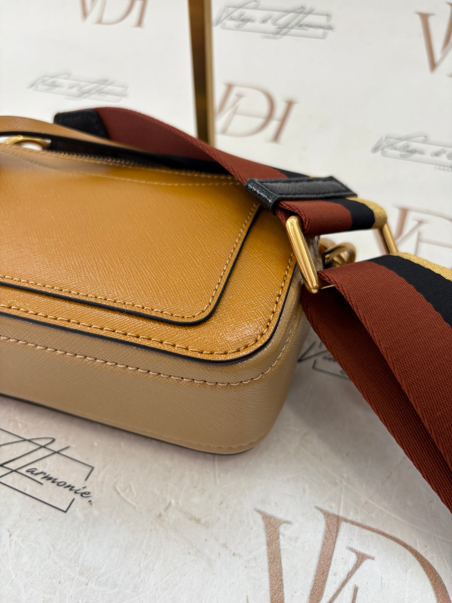 383965 - Marc Jacobs Snapshot