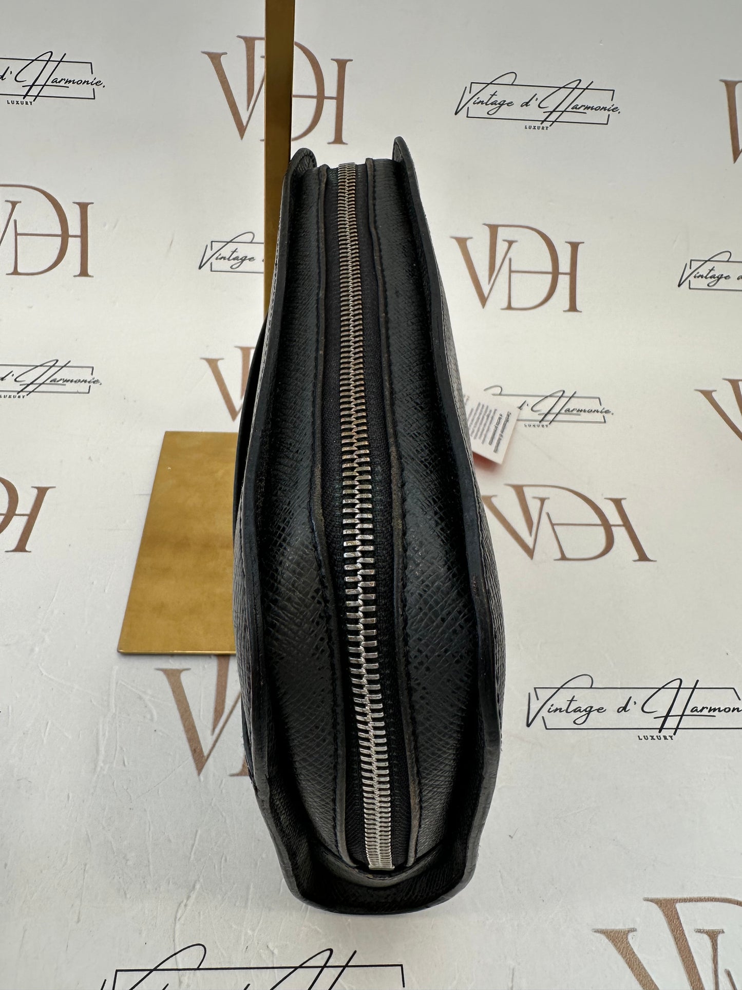 017805 - Louis Vuitton Black Taiga