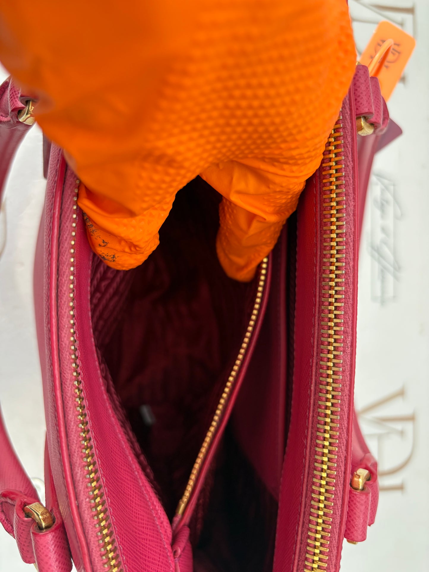 200888 - Prada Galleria