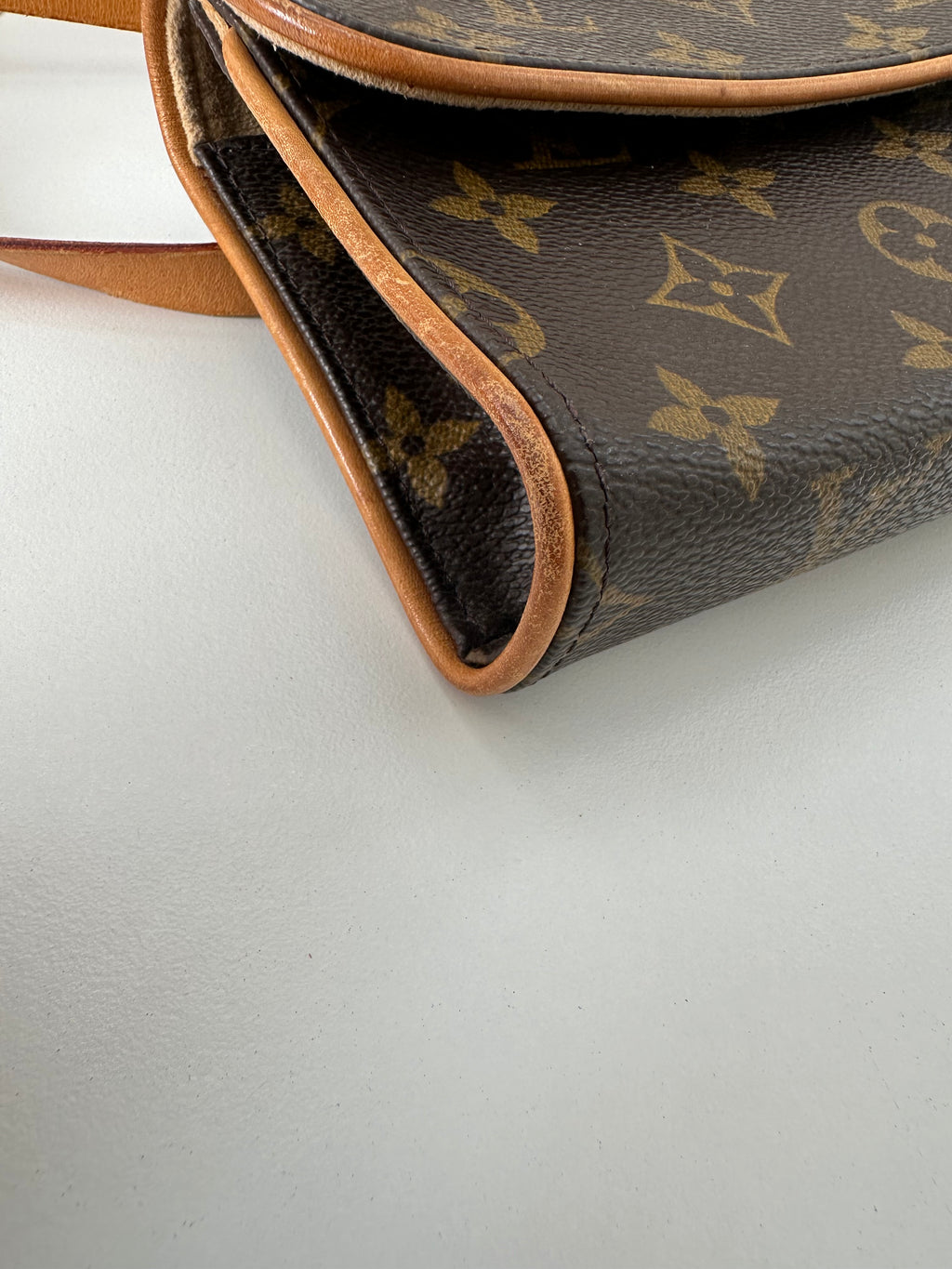 Louis Vuitton Florentine XS