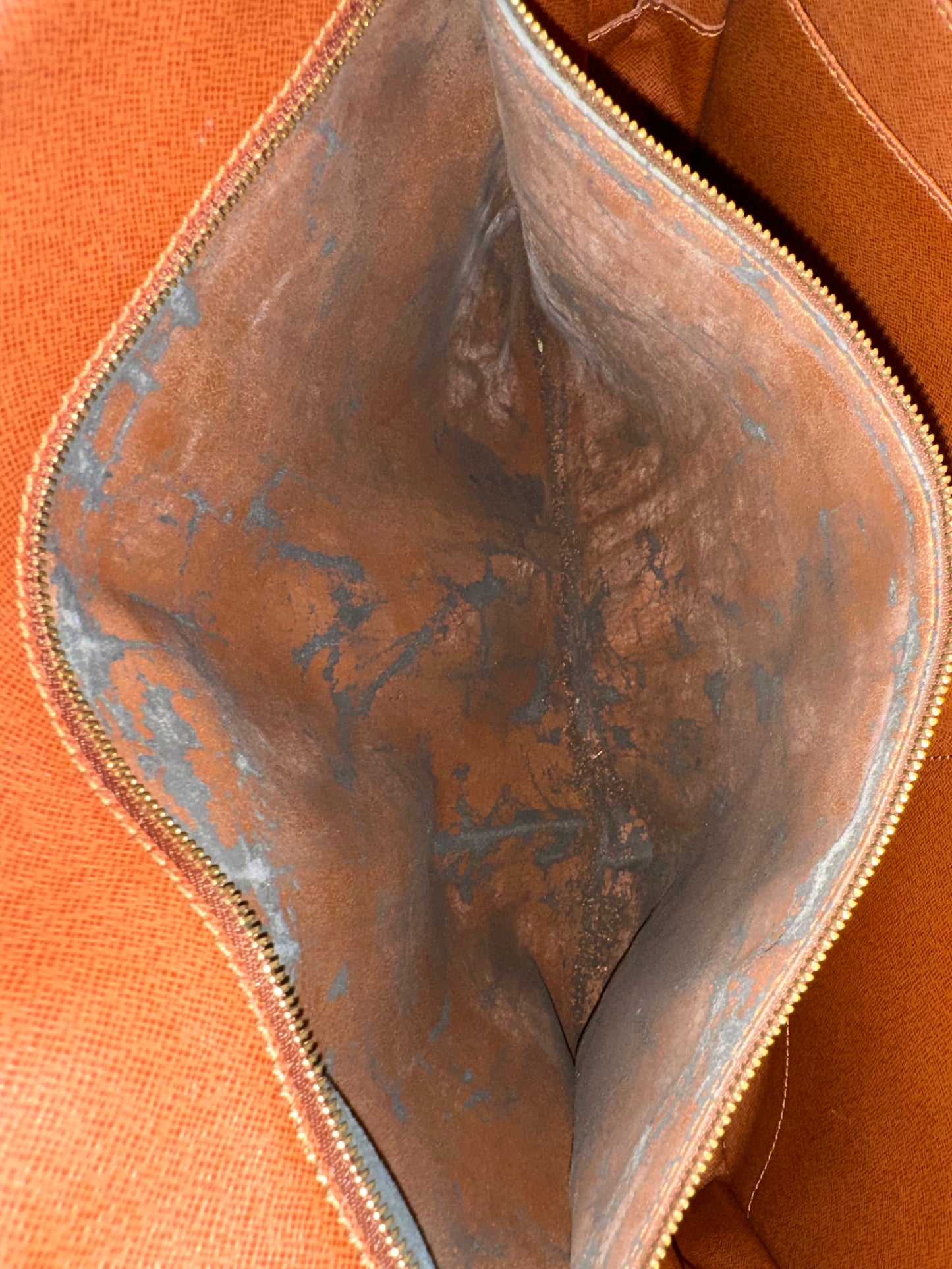Louis Vuitton Porte Documents Voyage