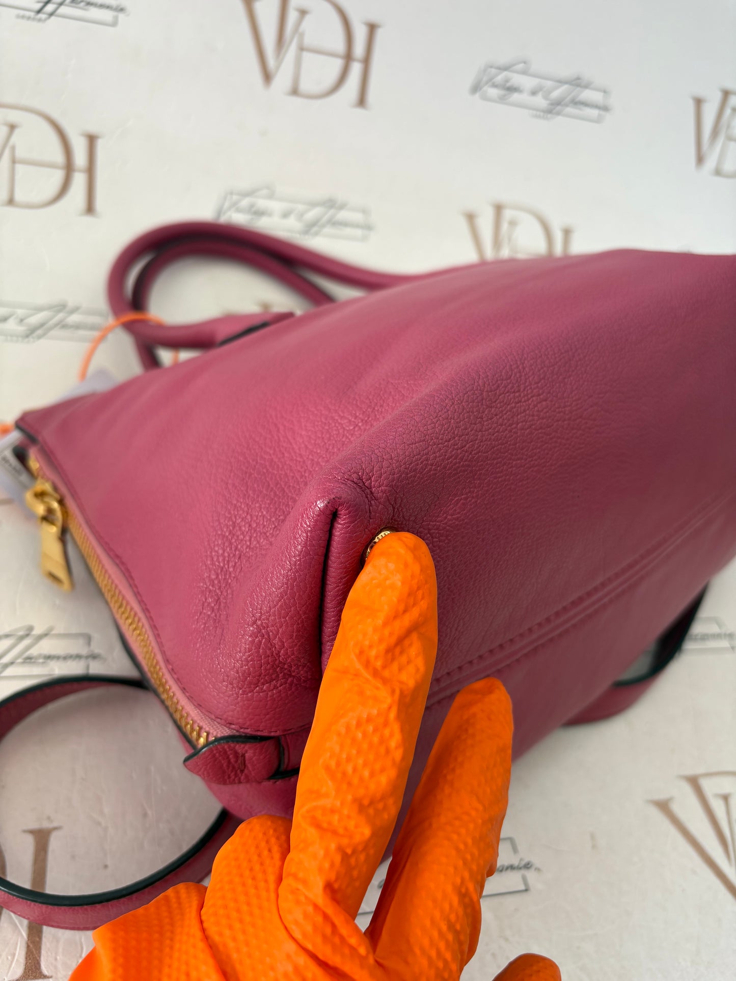 384308 - Miu Miu