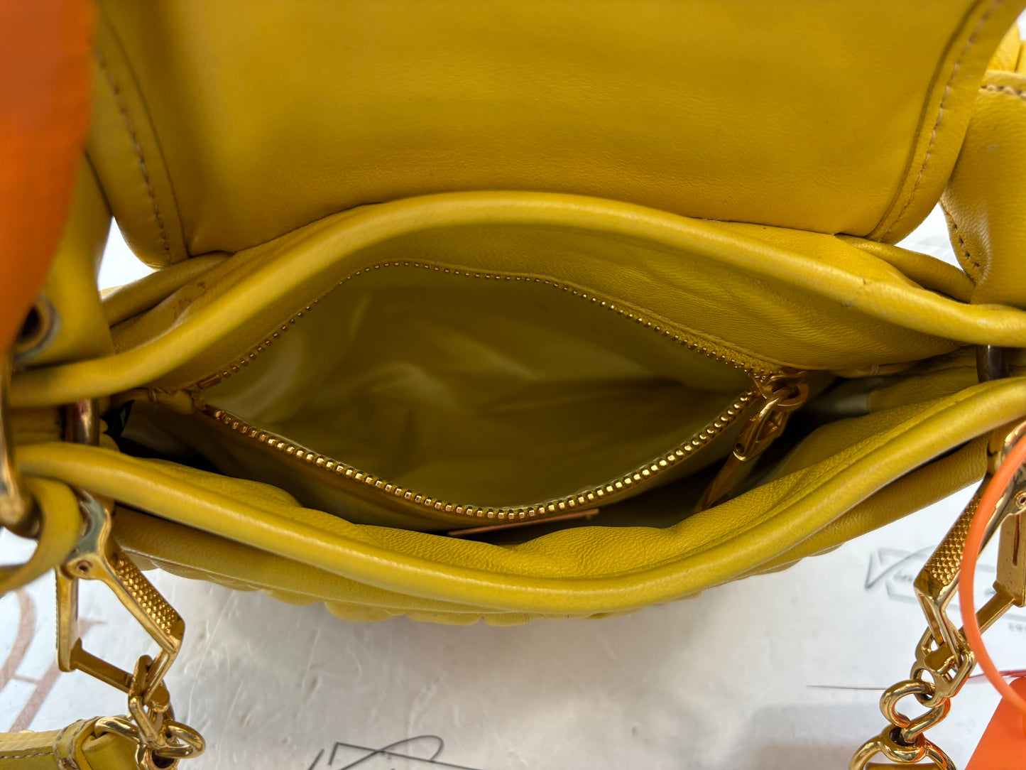 384330 - Miu Miu Coffer