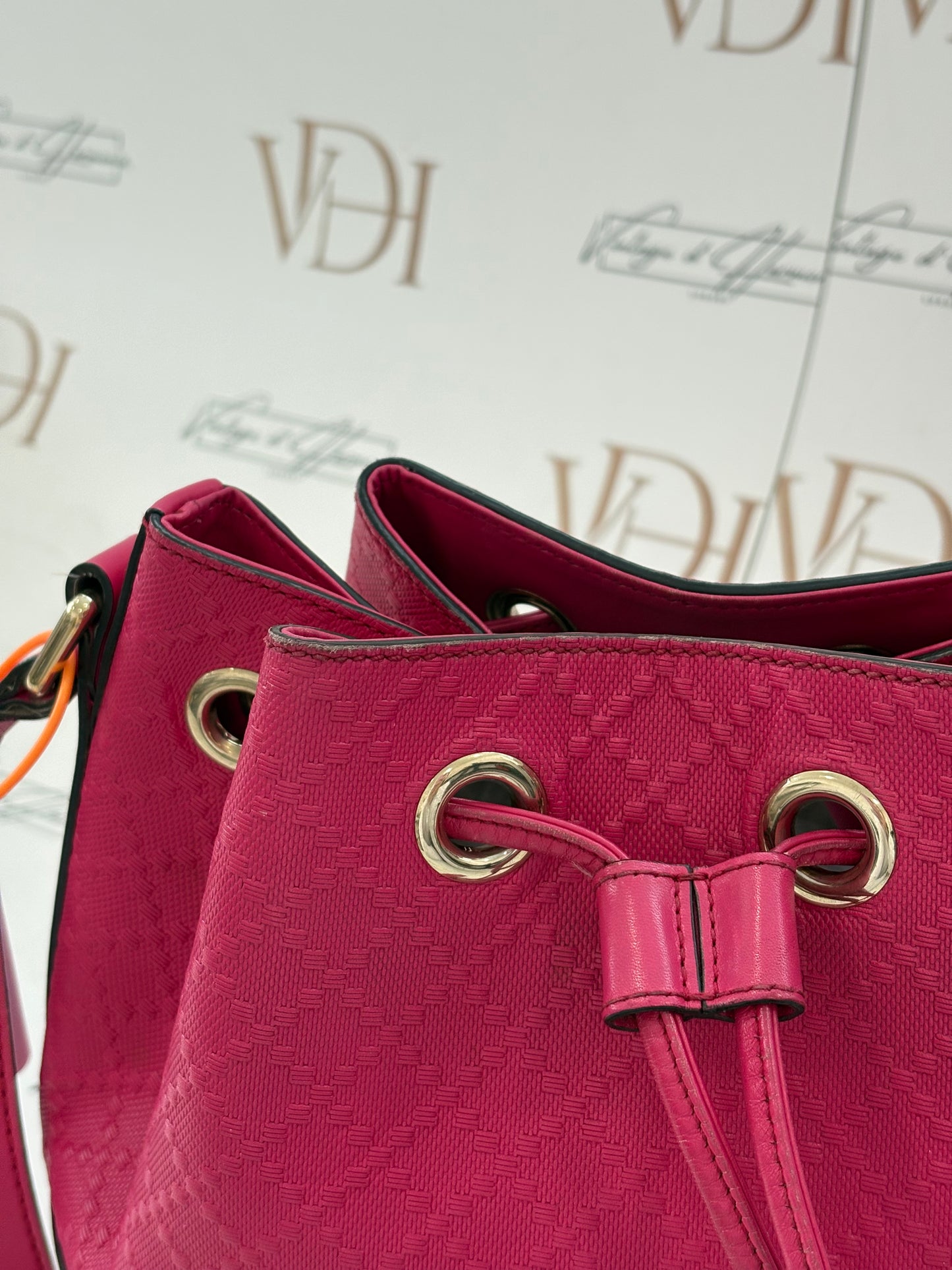 200906 - Gucci Diamante