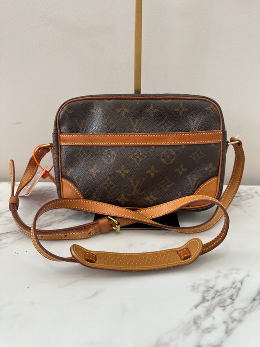 Louis Vuitton Trocadero 24