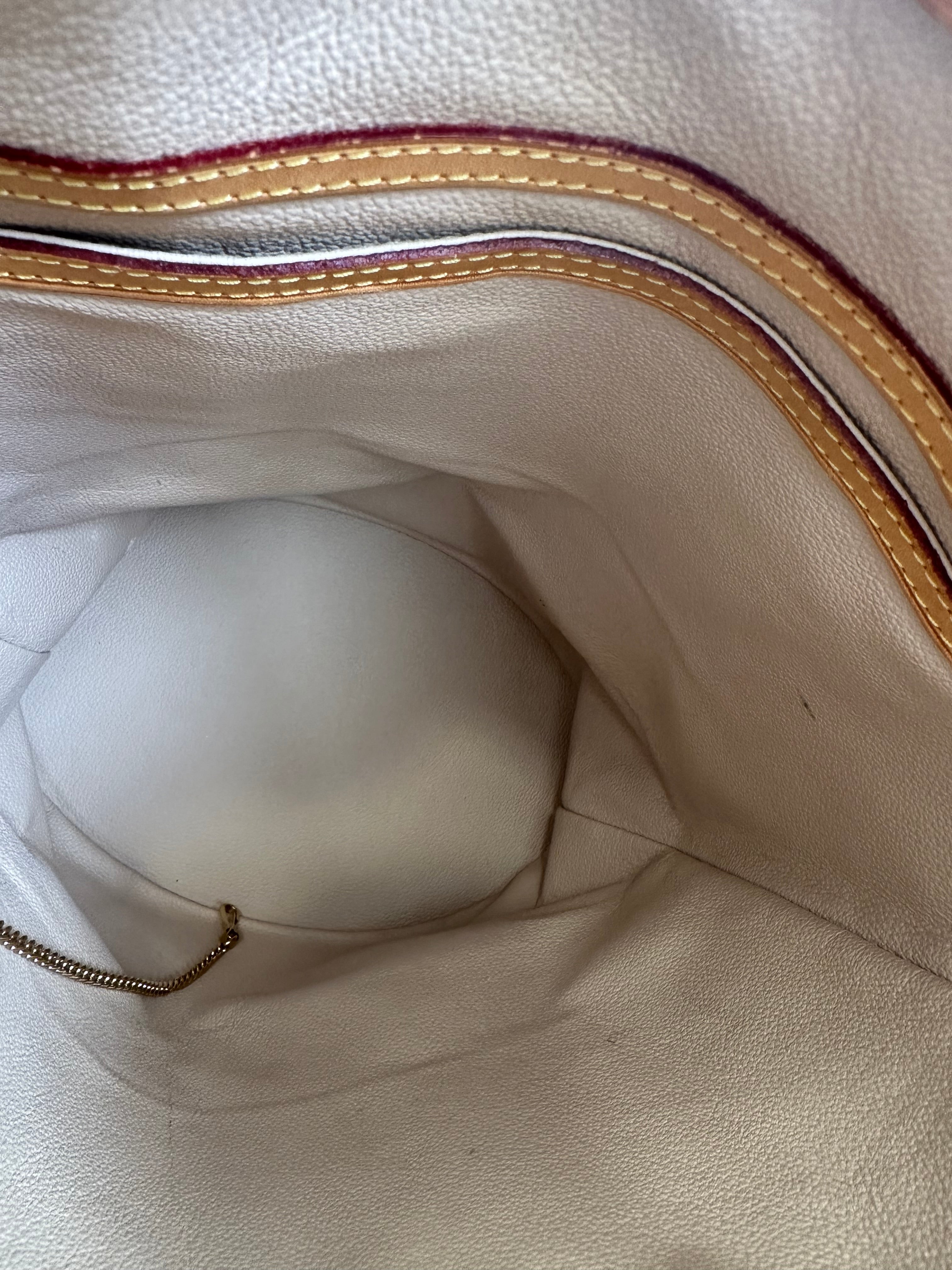 Louis Vuitton Bucket GM