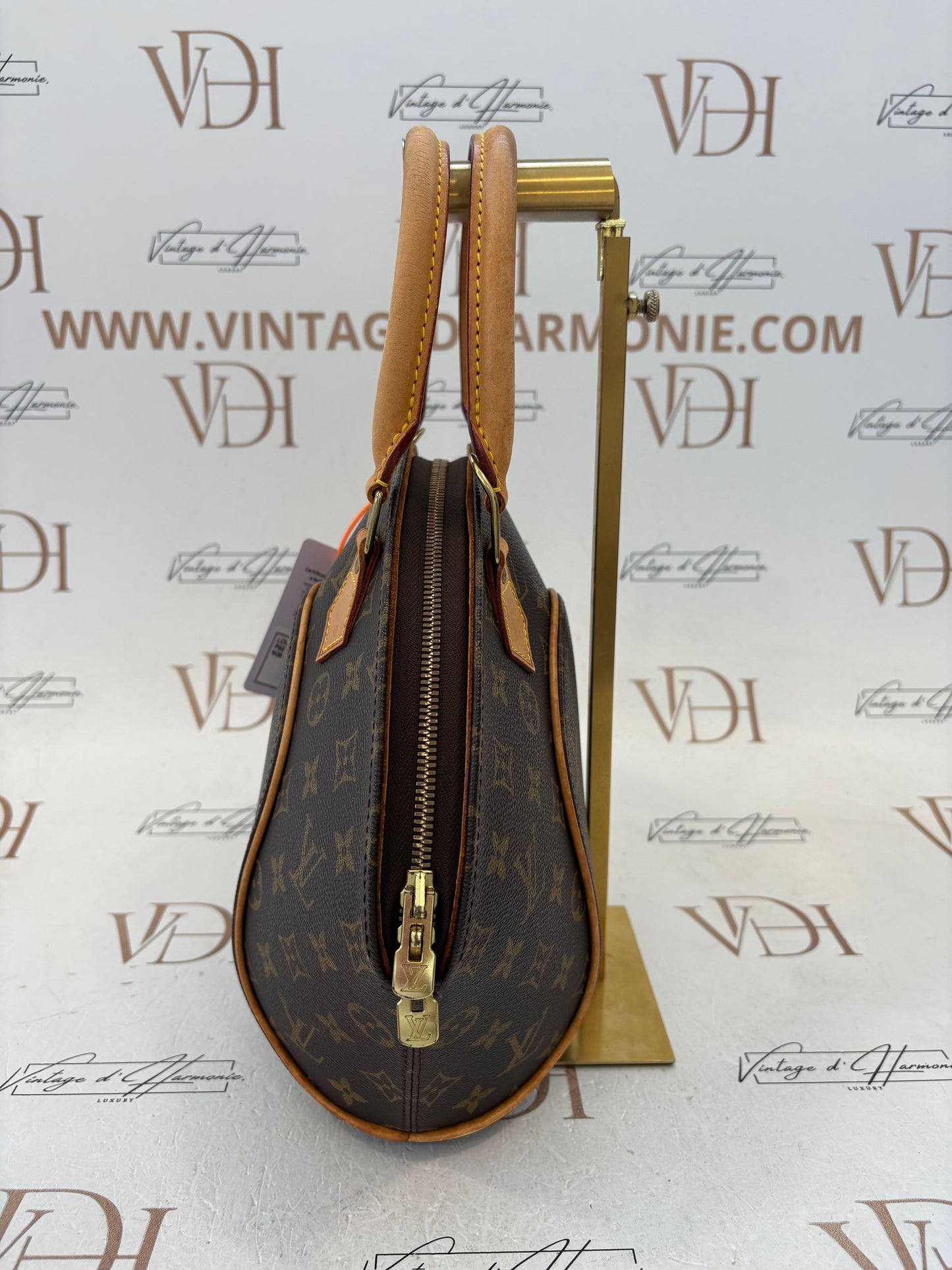 017064 - Louis Vuitton Ellipse PM