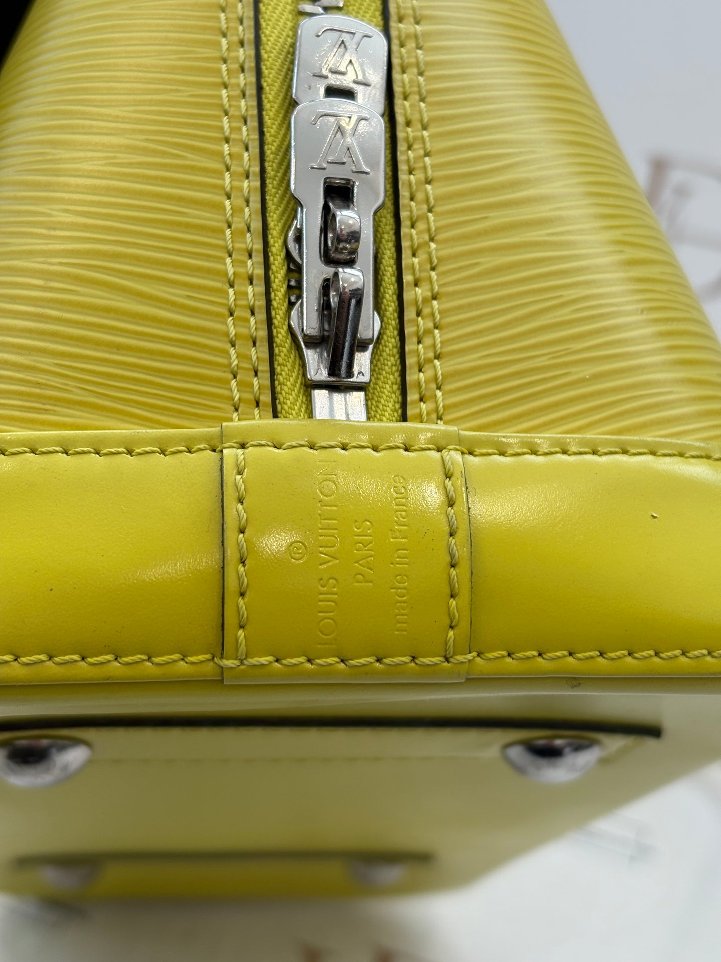 383691 - Louis Vuitton Alma