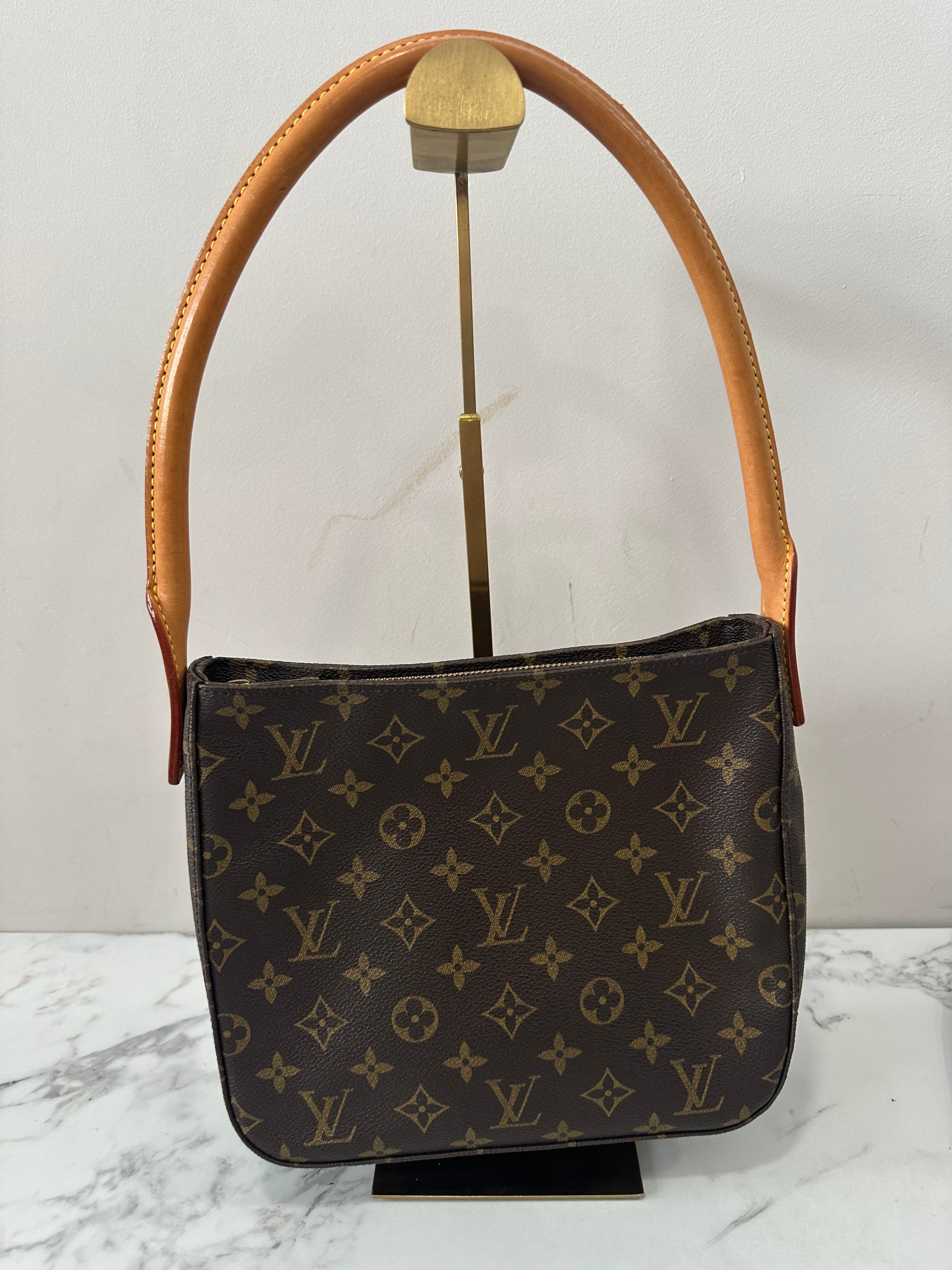 Louis Vuitton Looping MM