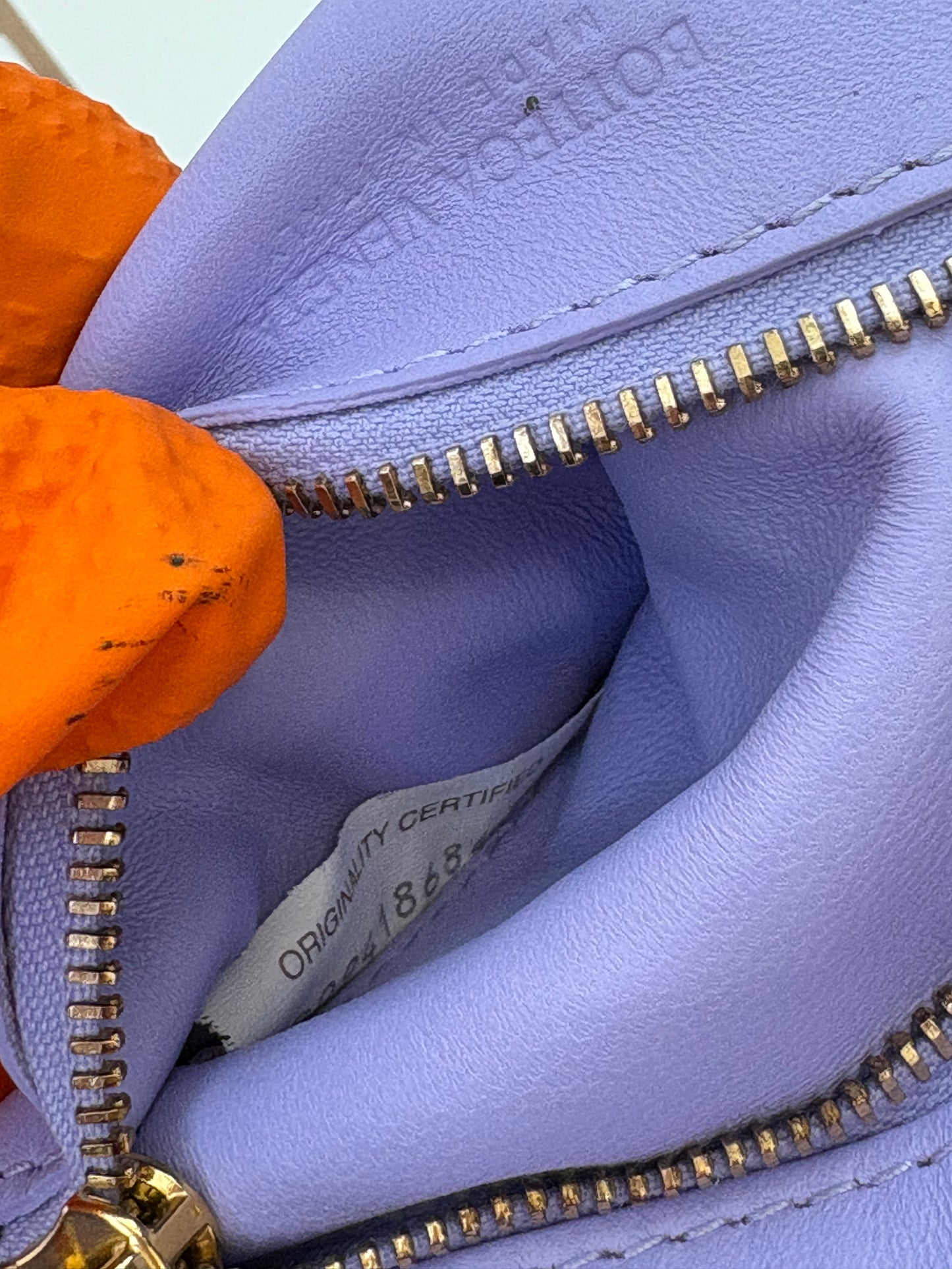 384124 - Bottega Veneta Cassette