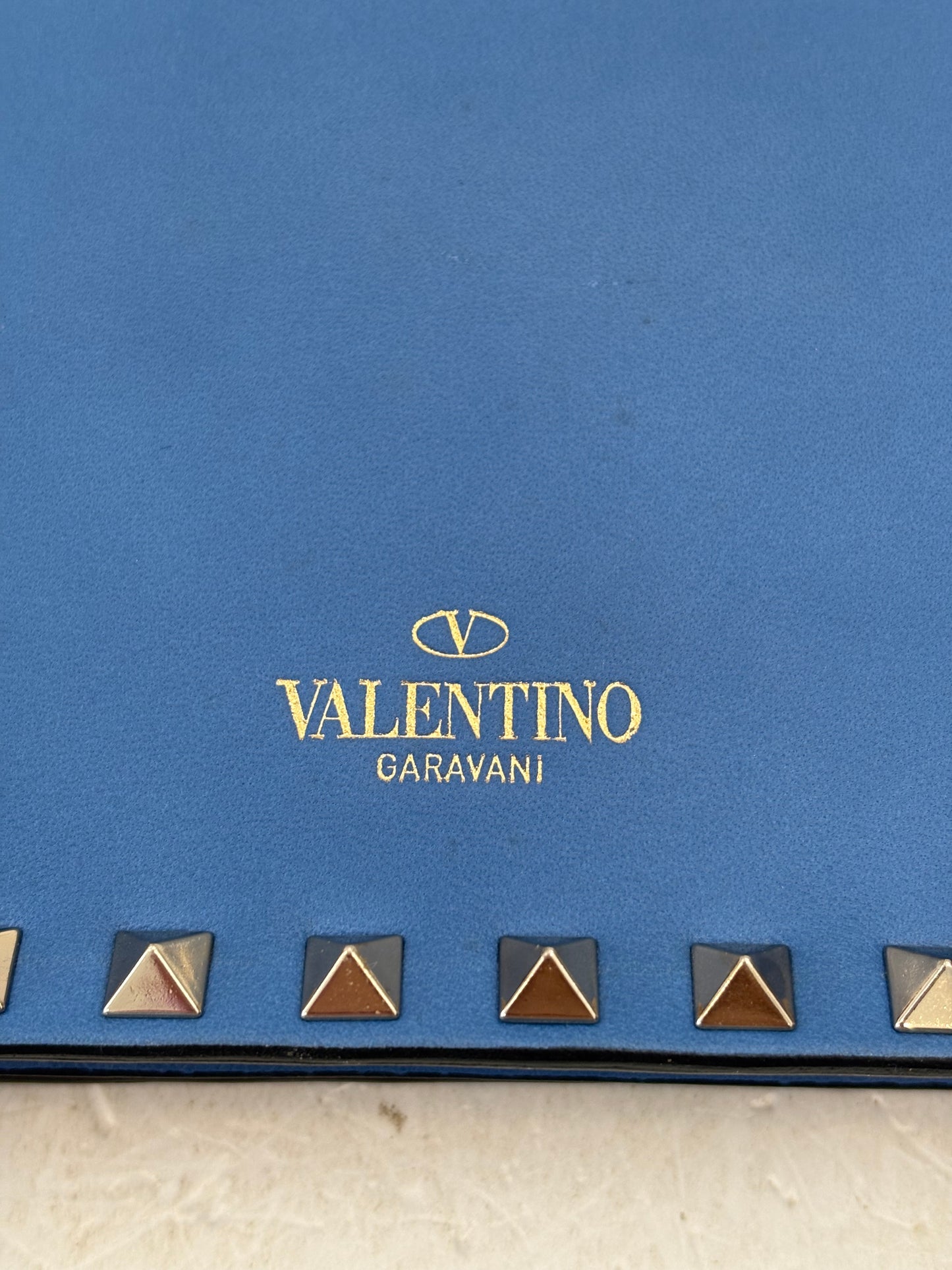 201468 - Valentino Rockstud