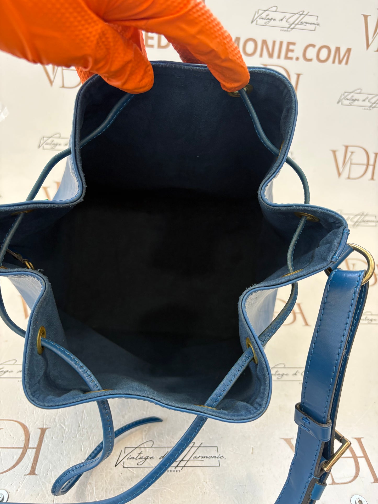 017137 - Louis Vuitton Epi Petit Noé