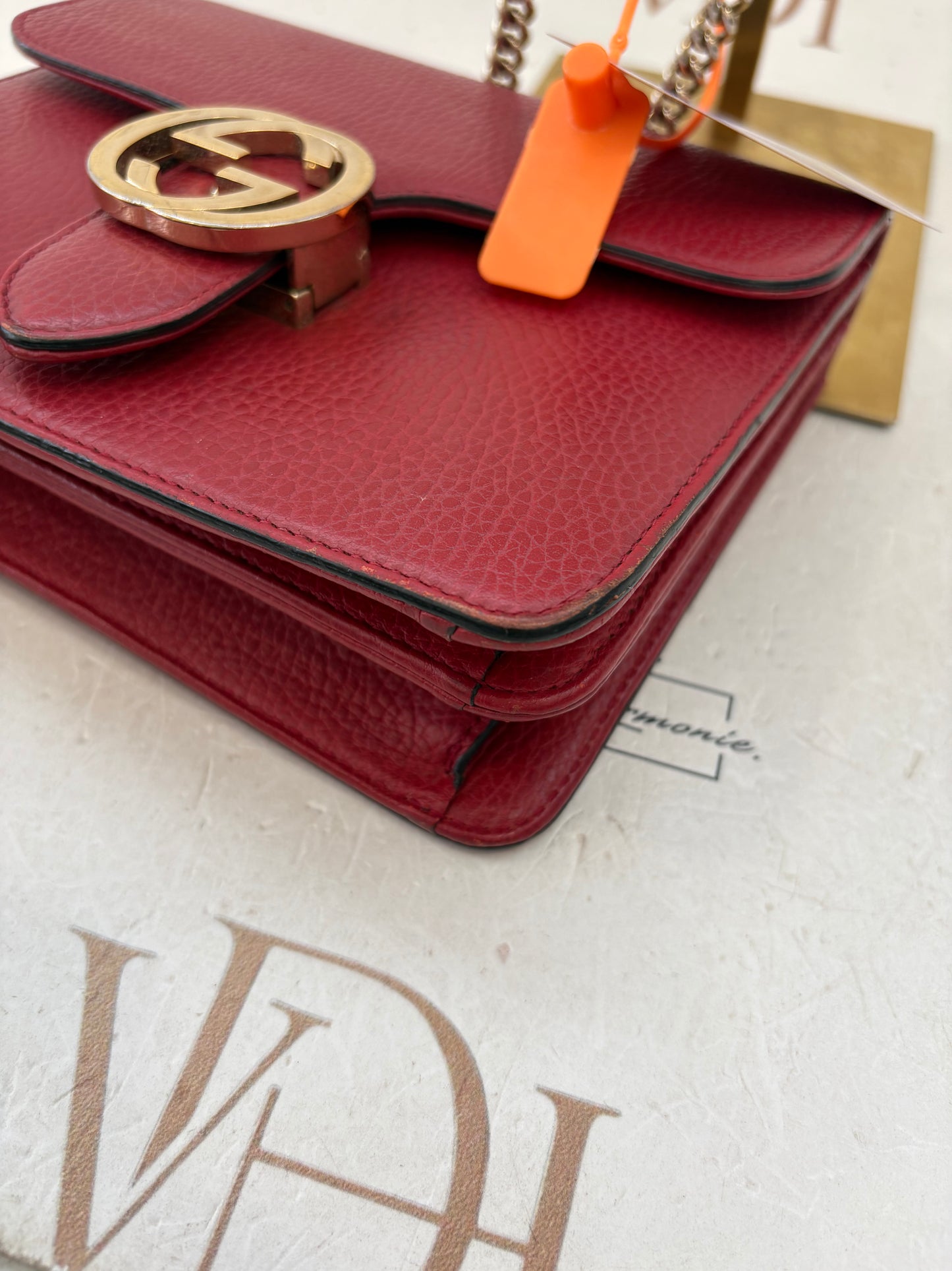 384089 - Gucci Interlocking