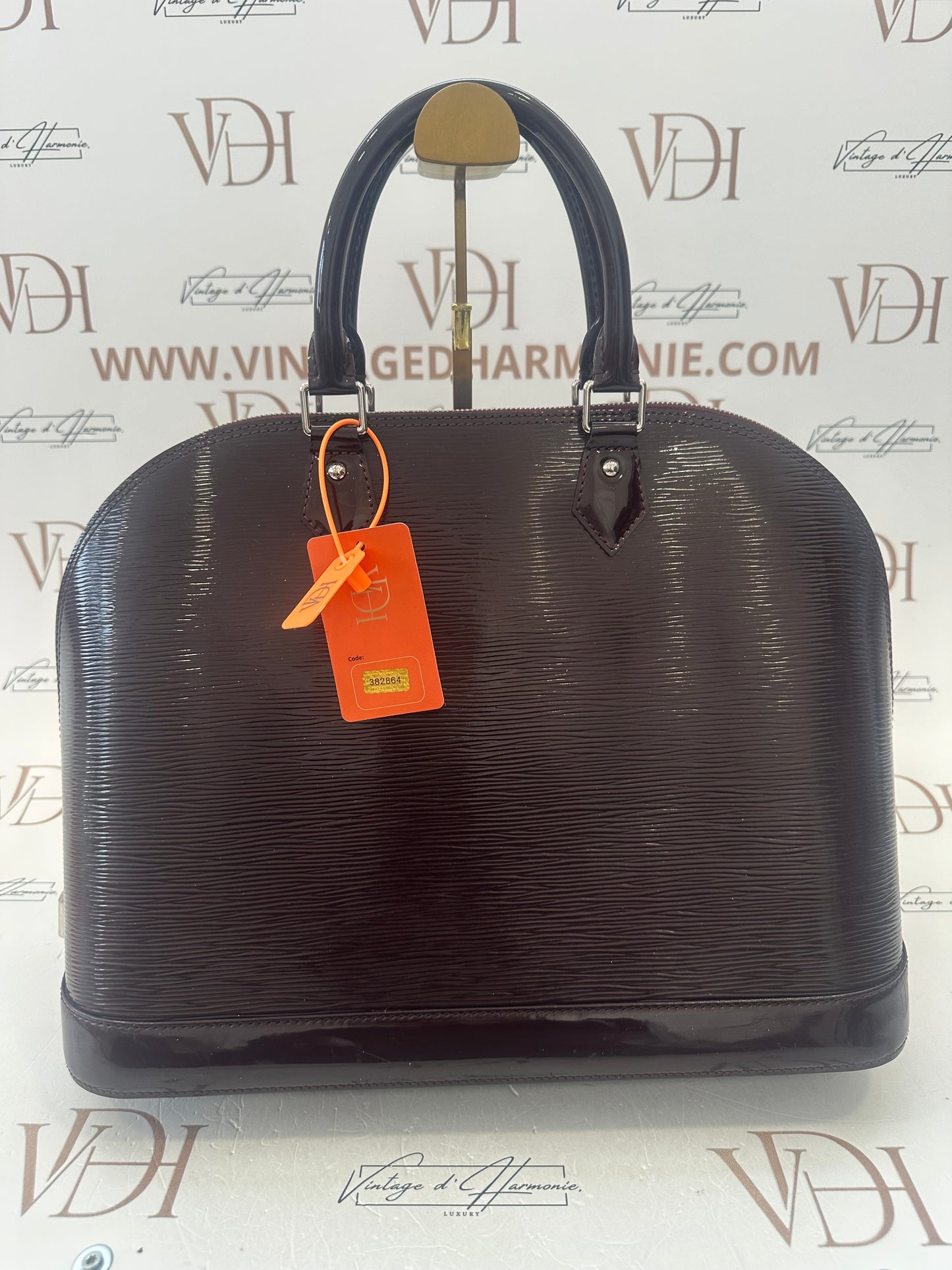 382864 - Louis Vuitton Alma GM