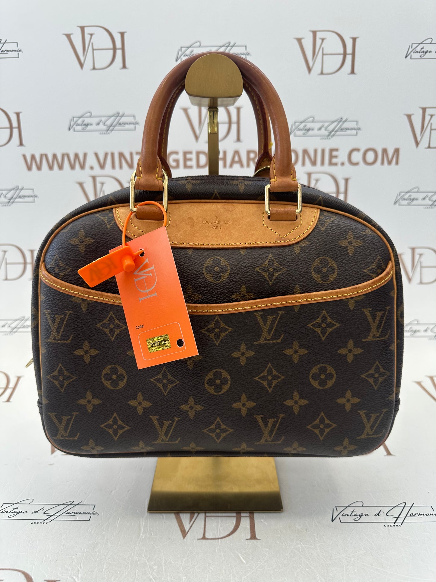 017756 - Louis Vuitton Trouville