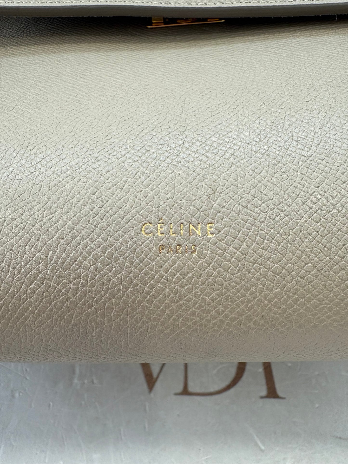 383330 - Céline Belt