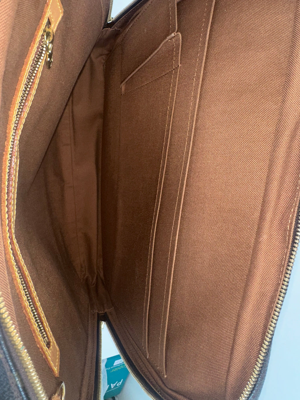 Louis Vuitton Pegase