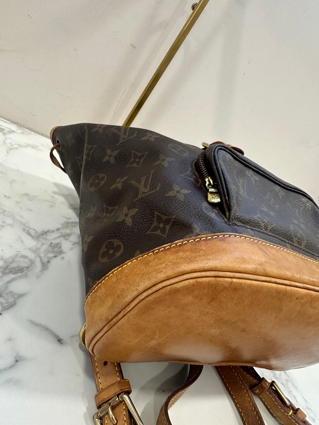 Louis Vuitton Montsouris MM