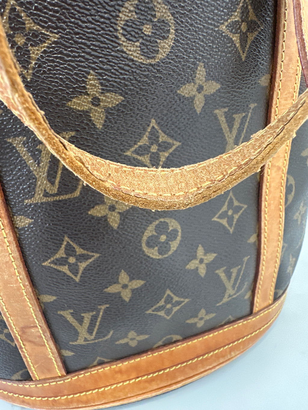 Louis Vuitton Bucket GM
