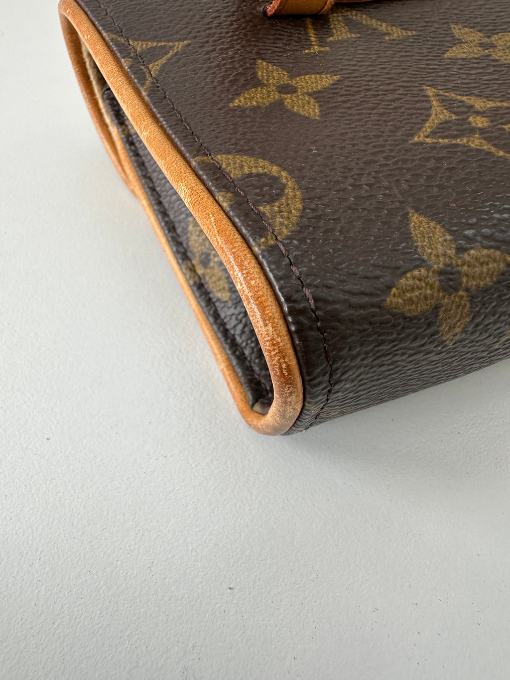 Louis Vuitton Florentine XS