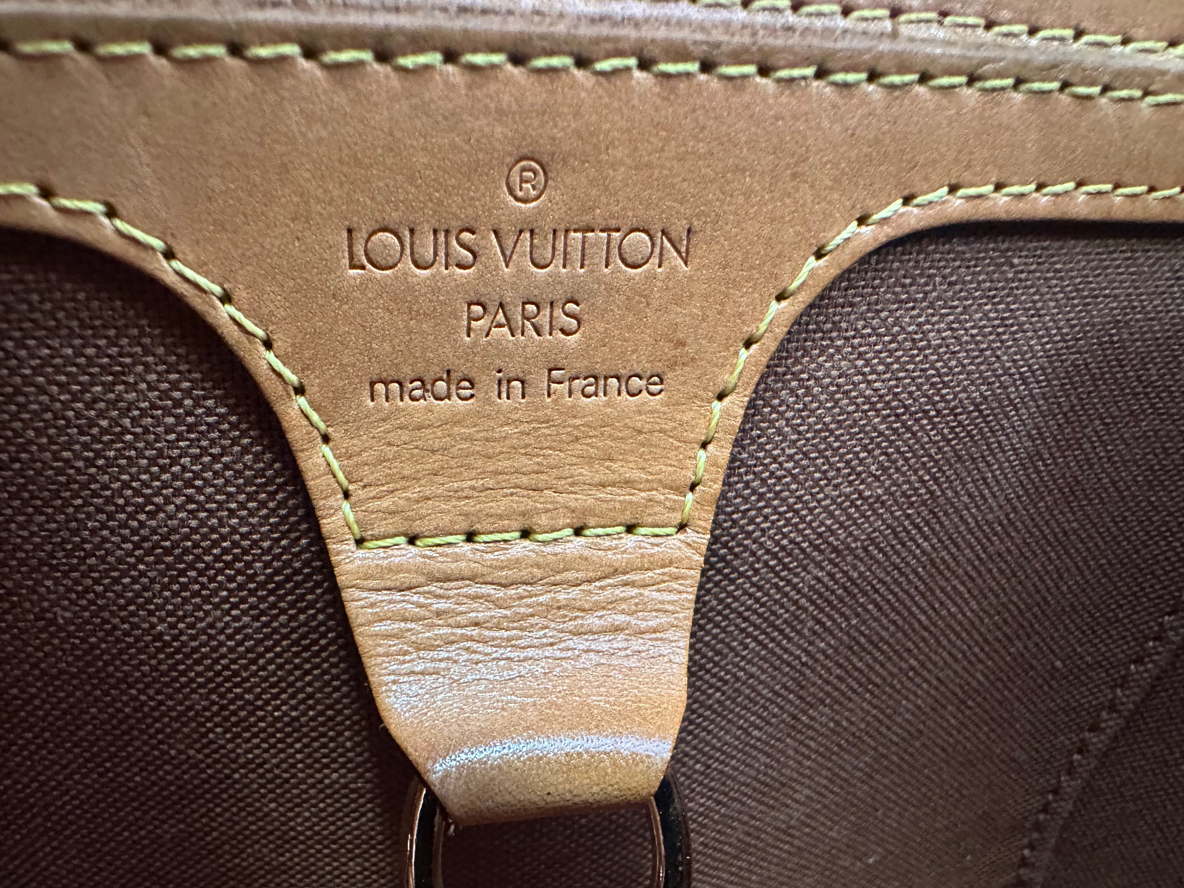 Louis Vuitton Ellipse MM