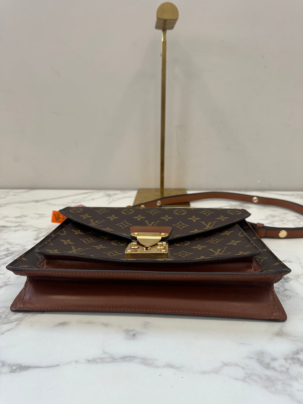 Louis Vuitton Monceau 28