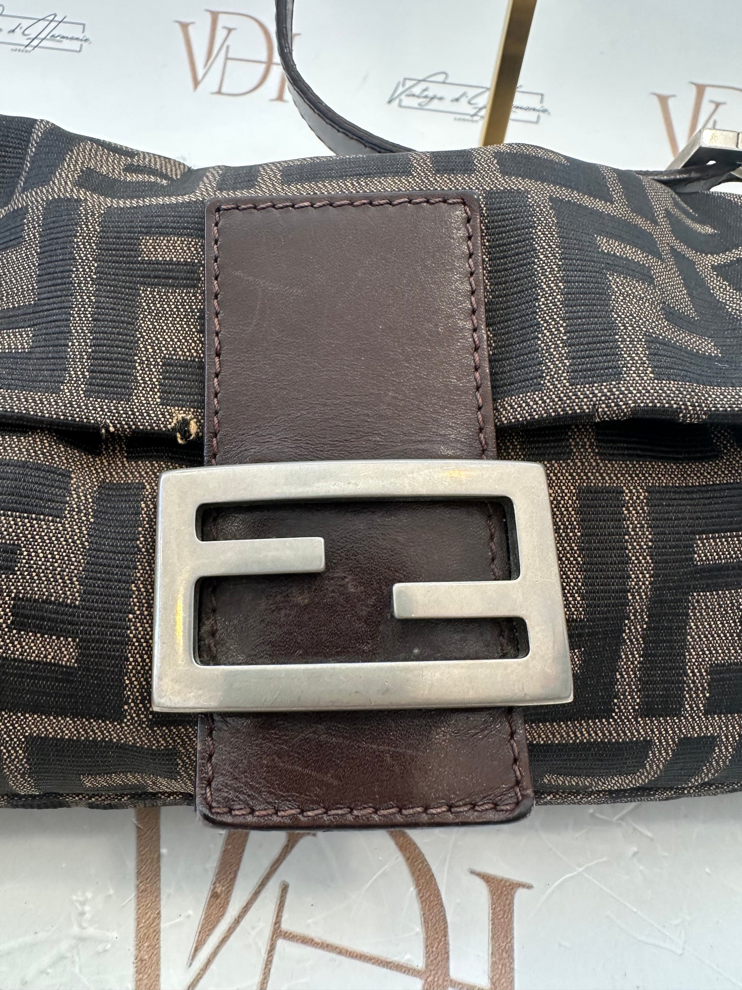 382677 - Fendi Mamma Forever