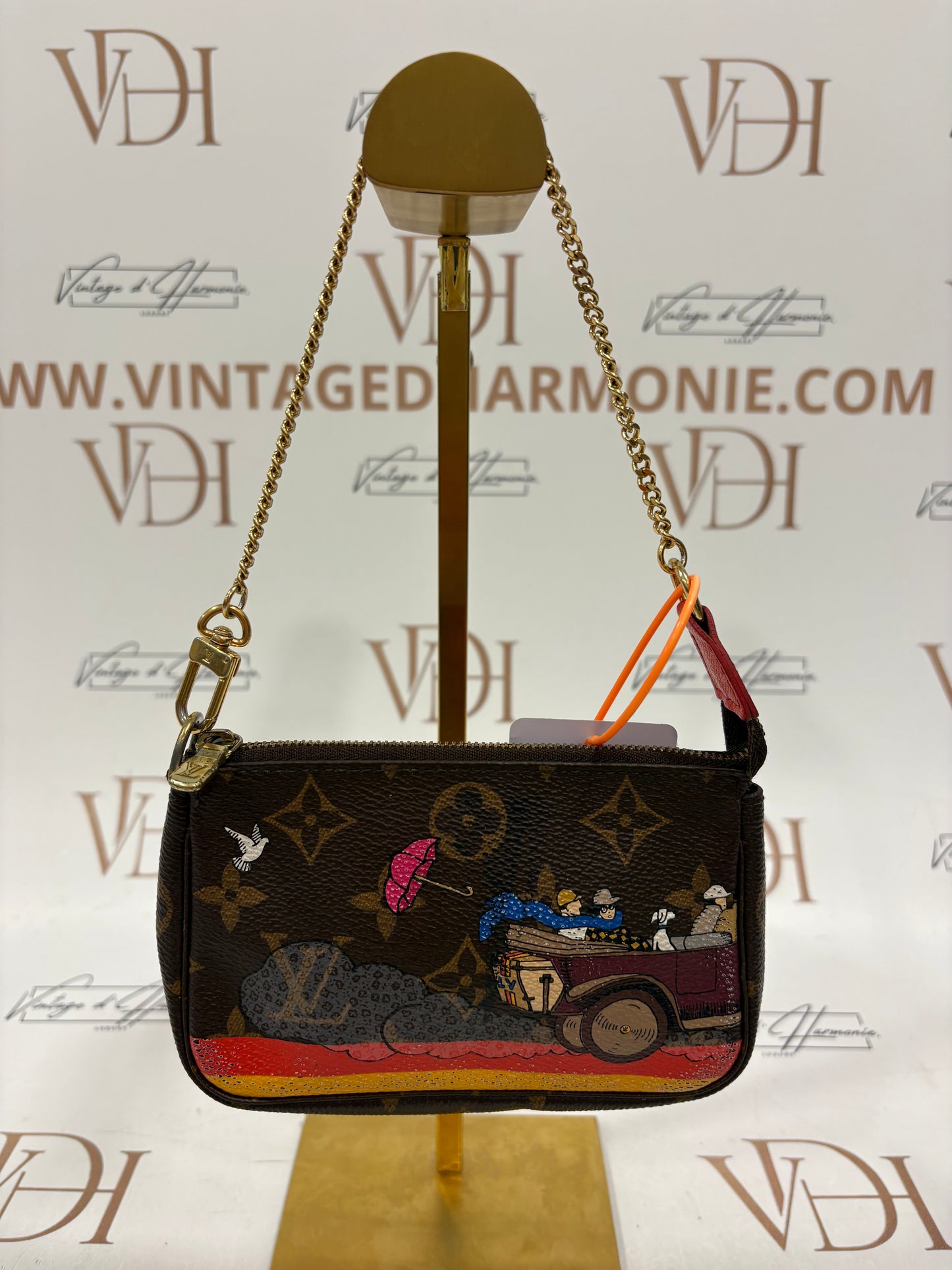383268 - Louis Vuitton Pochette Accessoires