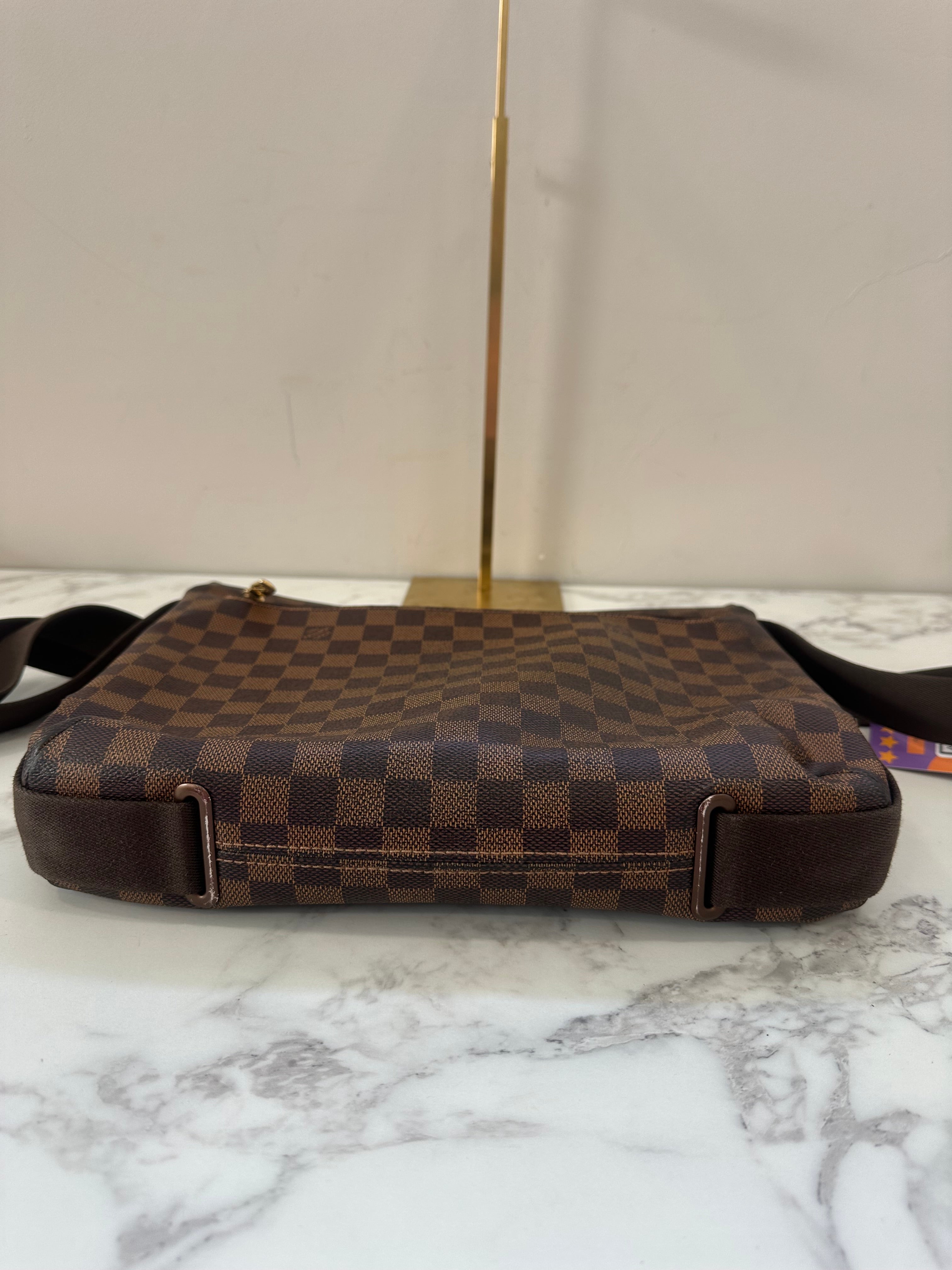 Louis Vuitton Damier Brooklyn MM