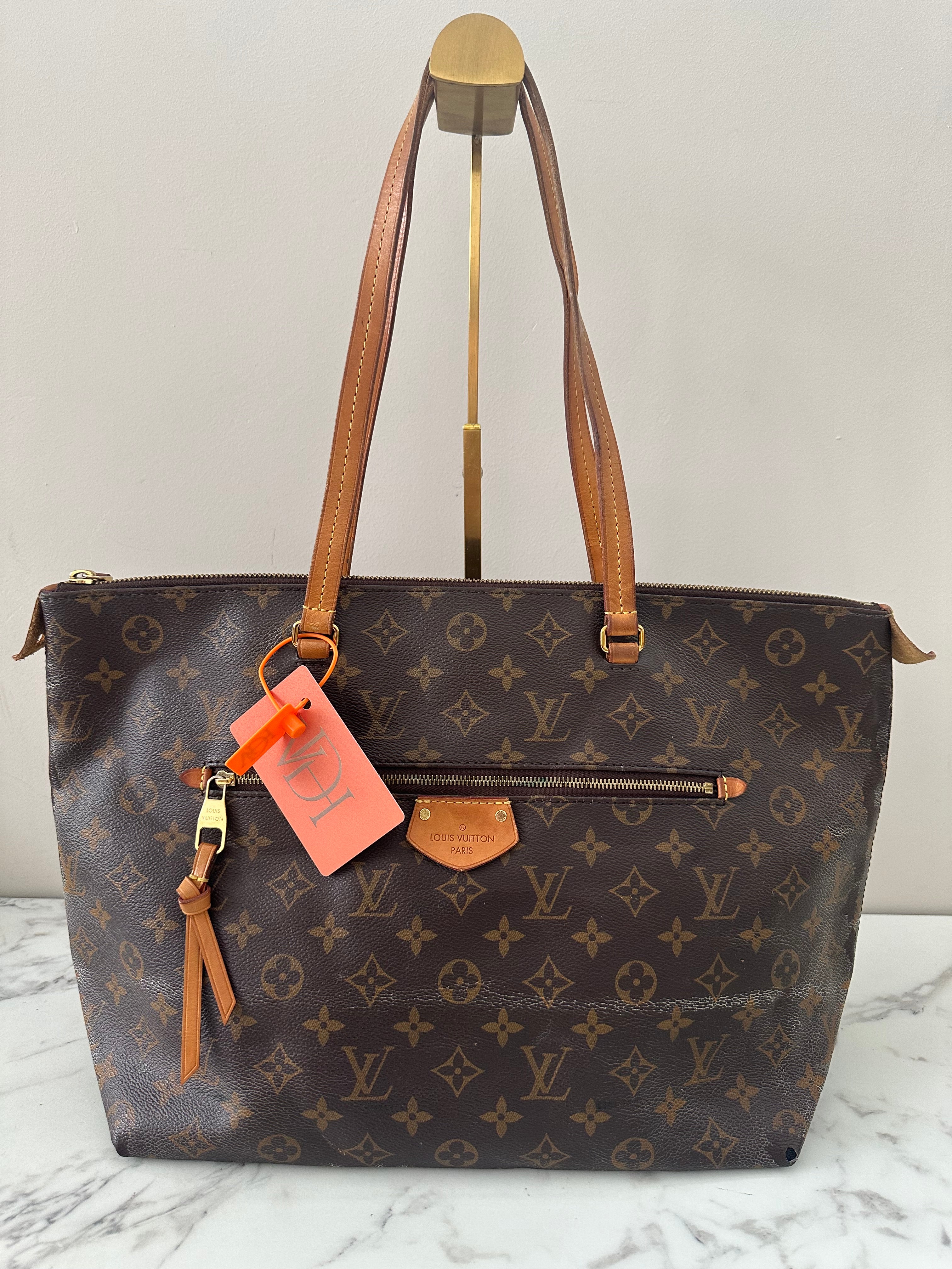 Louis Vuitton Iena