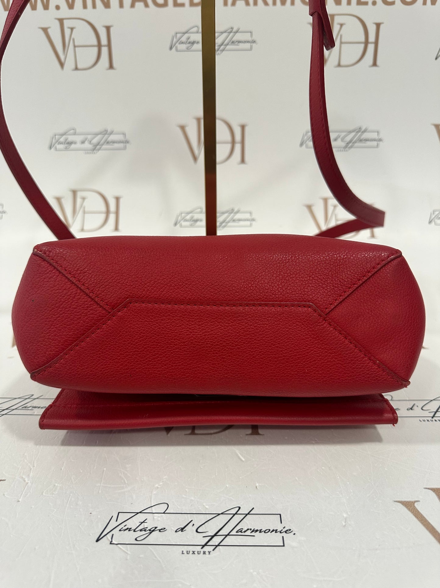 102440 - Louis Vuitton Lockme BB
