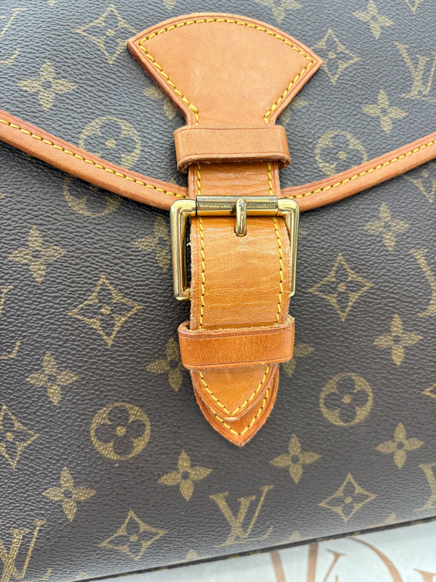 017677 - Louis Vuitton Beverly Business 43